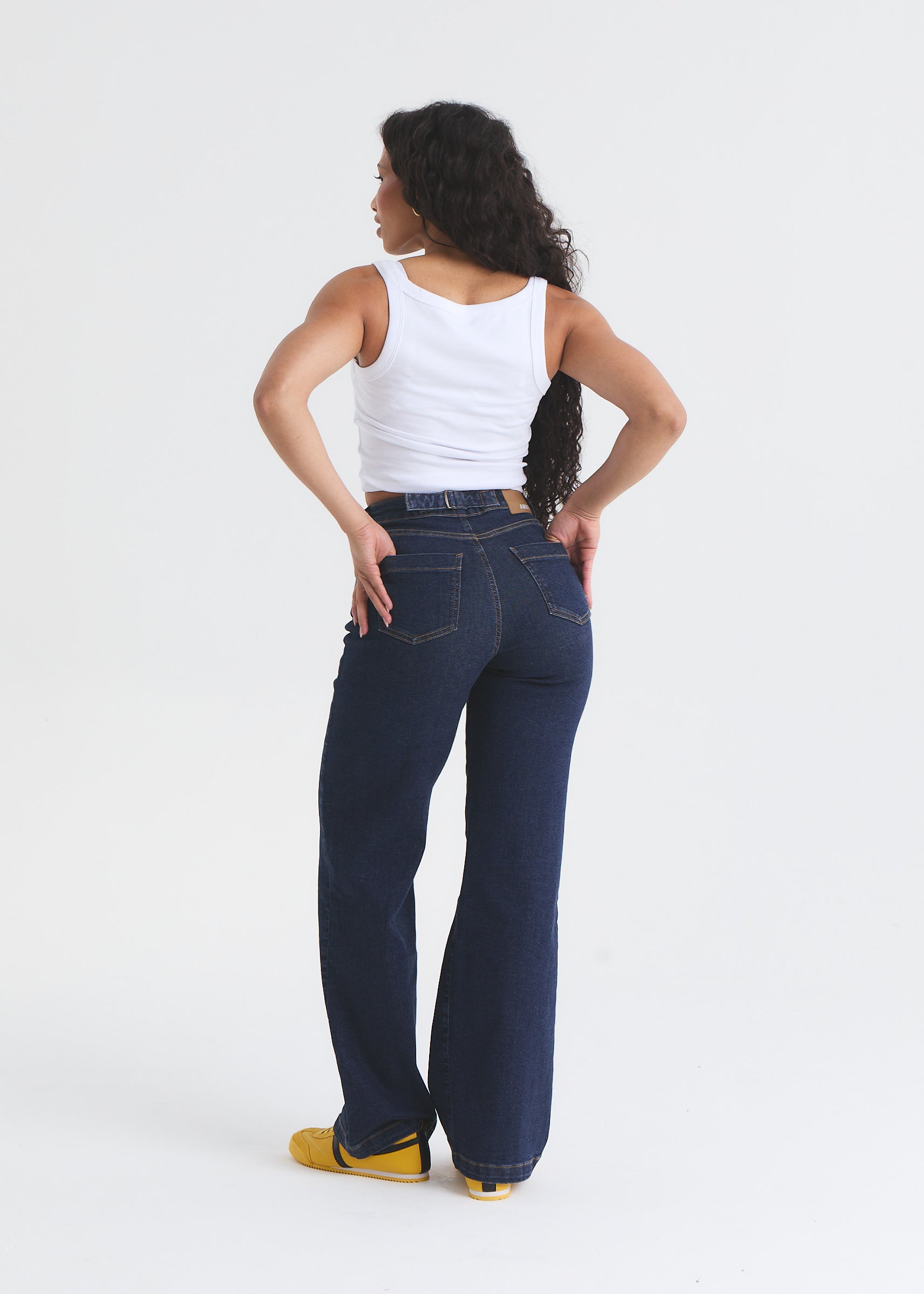 Image of 6 | 5’11 | Regular