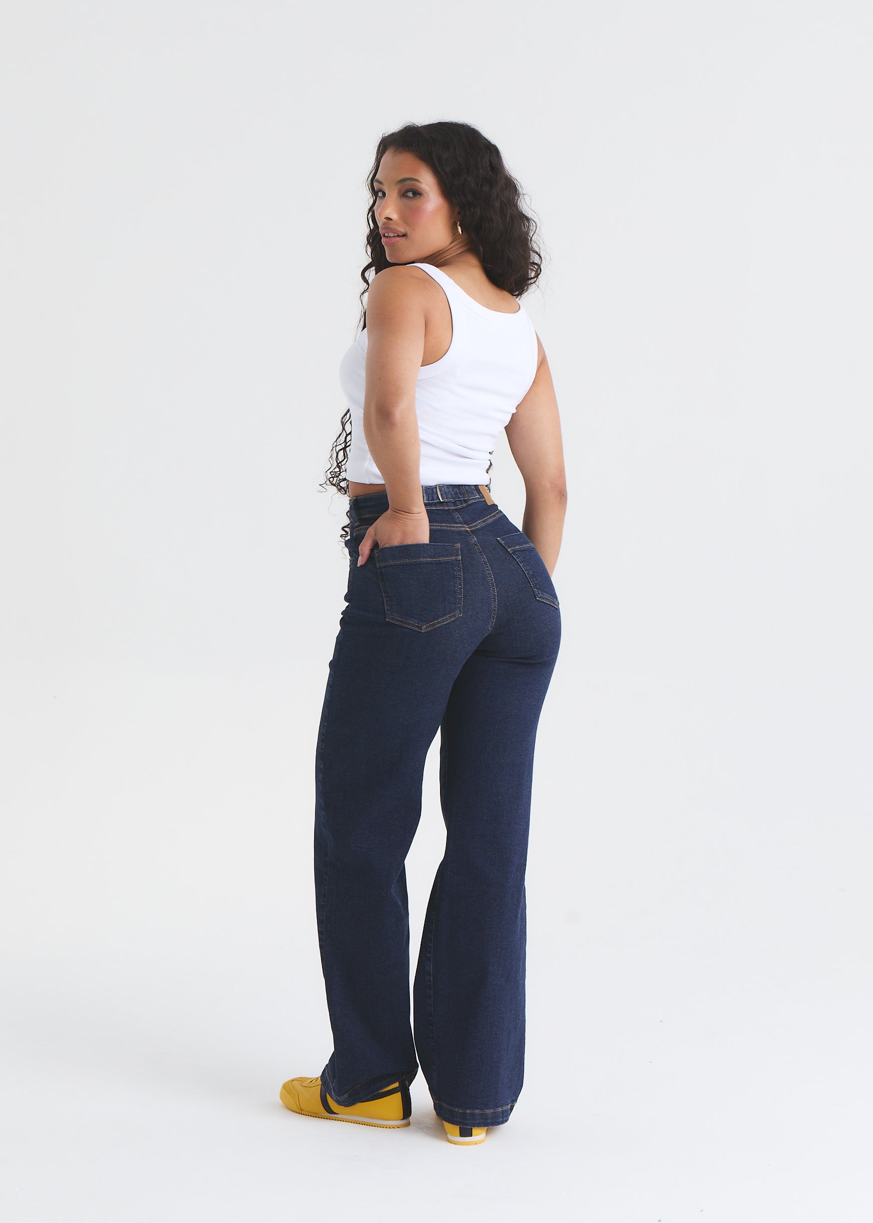 Image of 6 | 5’11 | Regular