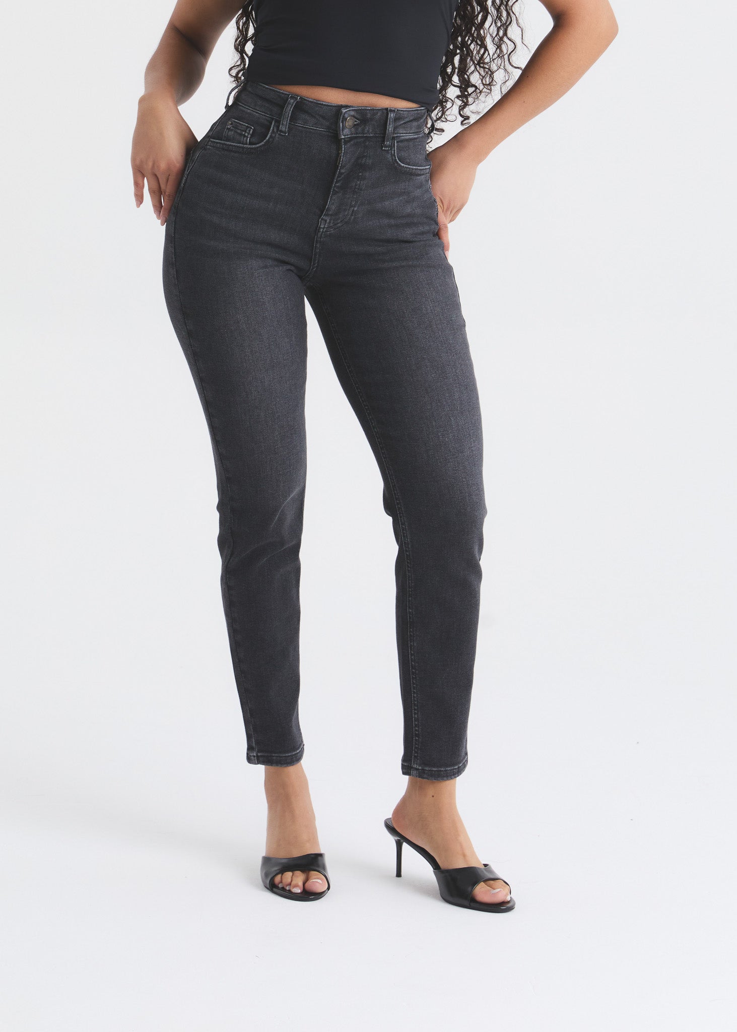 Image of 6 | 5’6 | Regular
