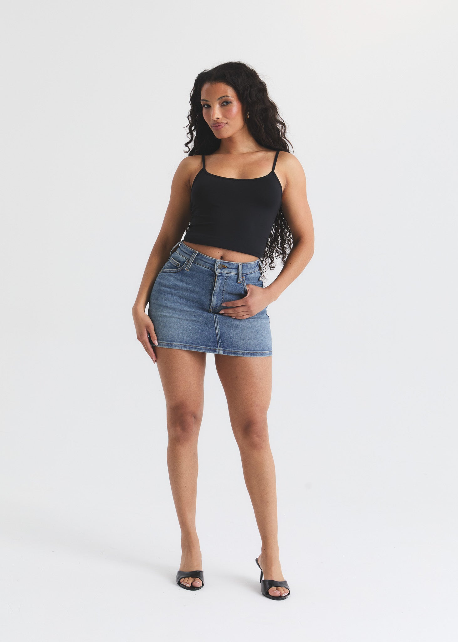 Image of 6 | 5’11 