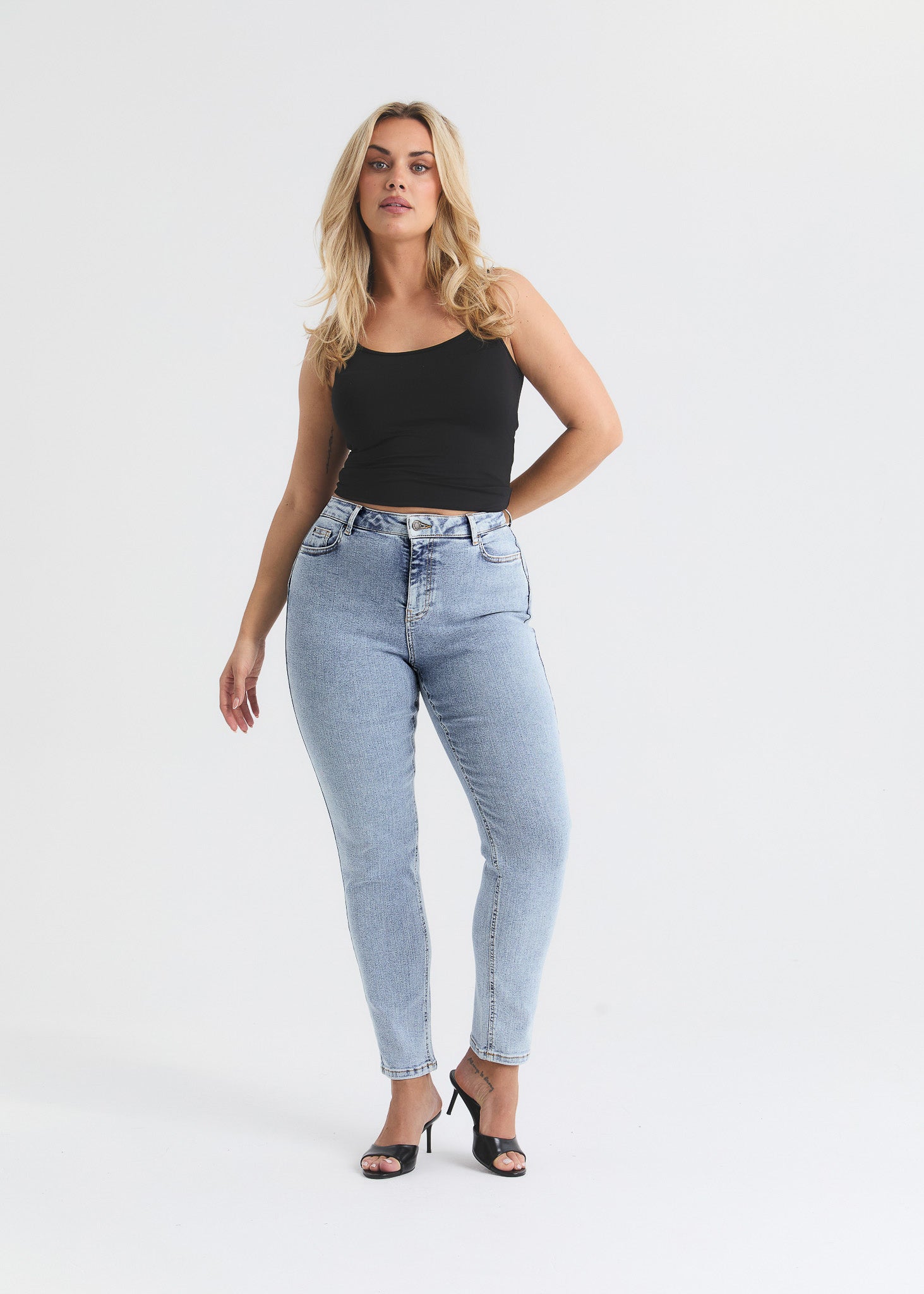 Image of 12 | Tall | 5.9.5 