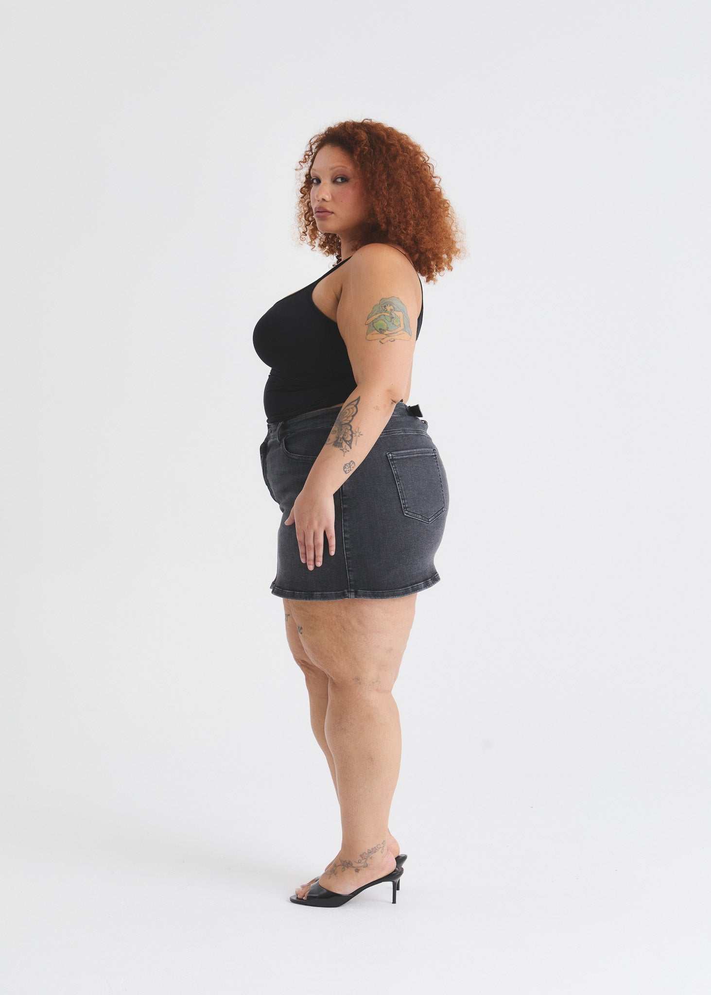 Image of 18 | 5’3