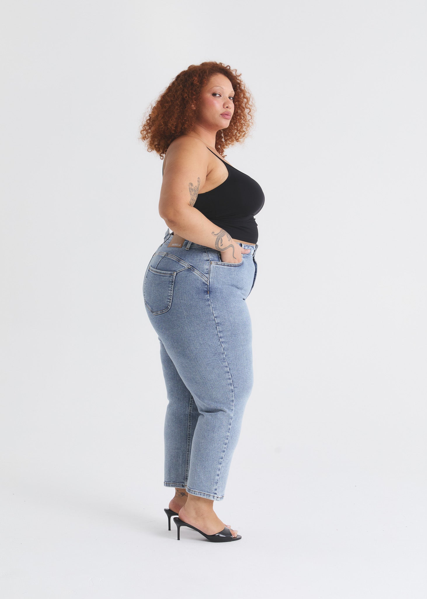 Image of 18 | 5’3 | Short
