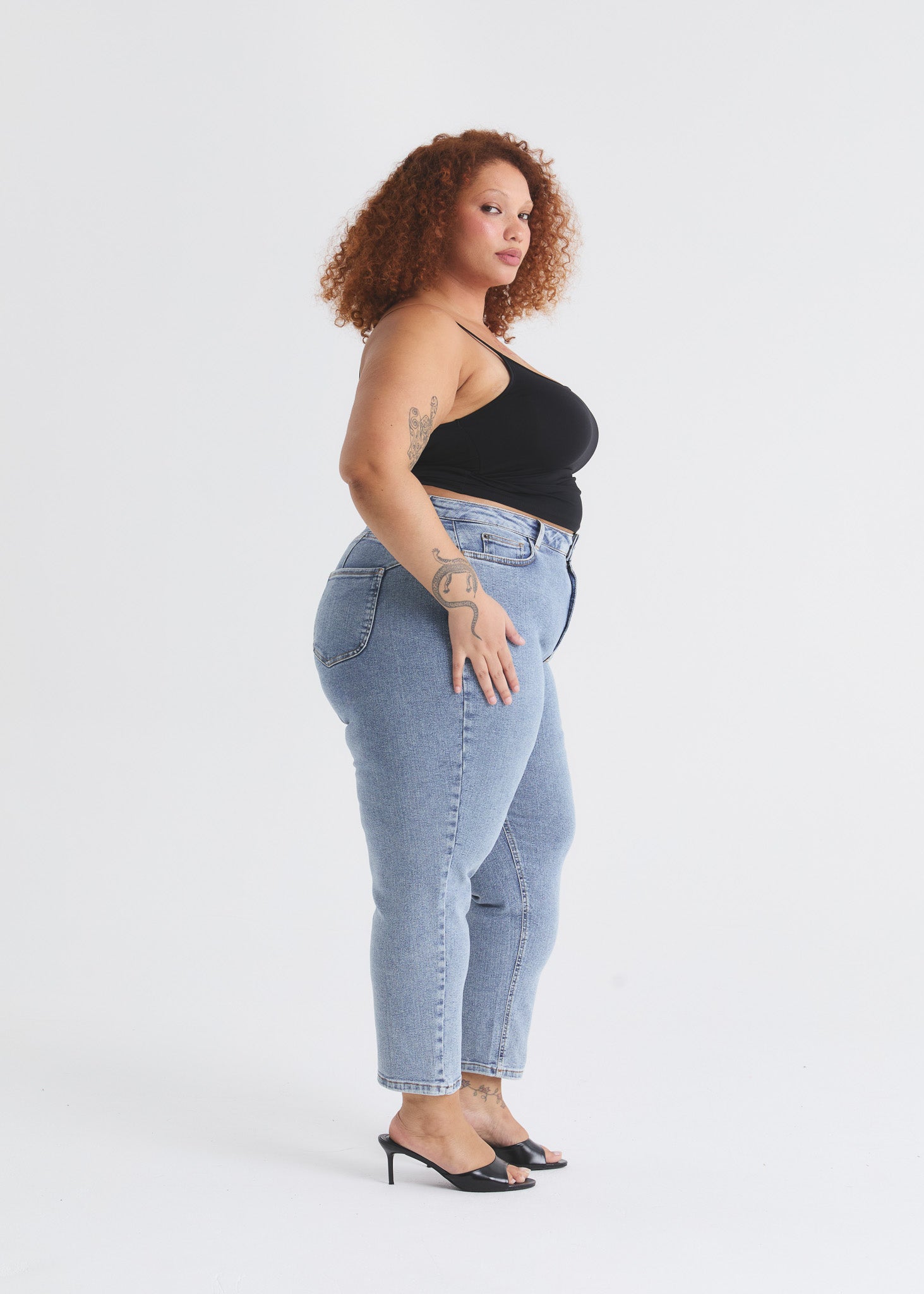 Image of 18 | 5’3 | Short