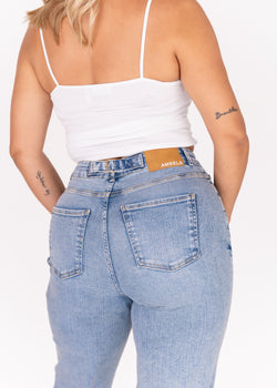 Image of Stretch Straight Jean