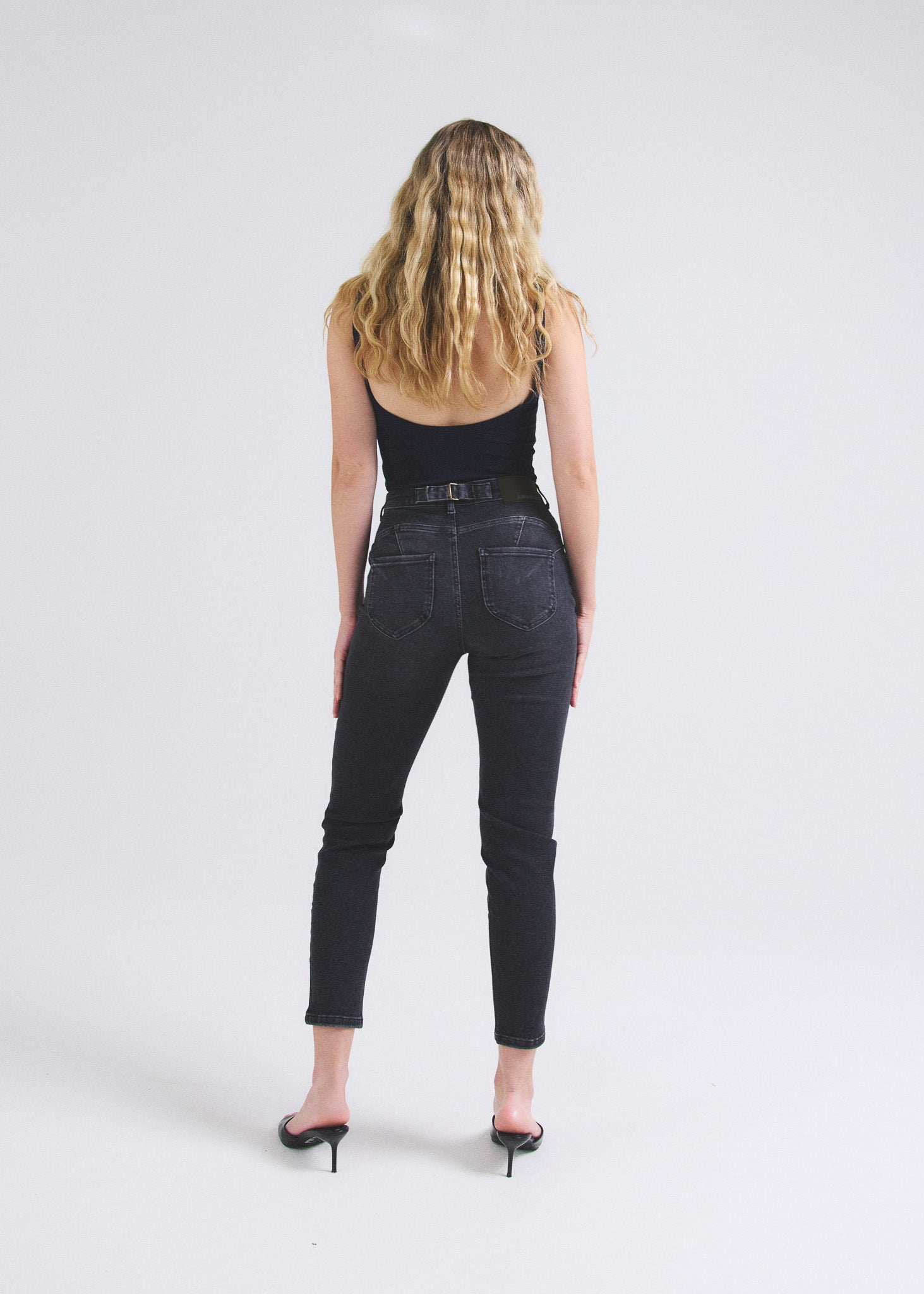 Image of 8 | 5’8.5 | Regular