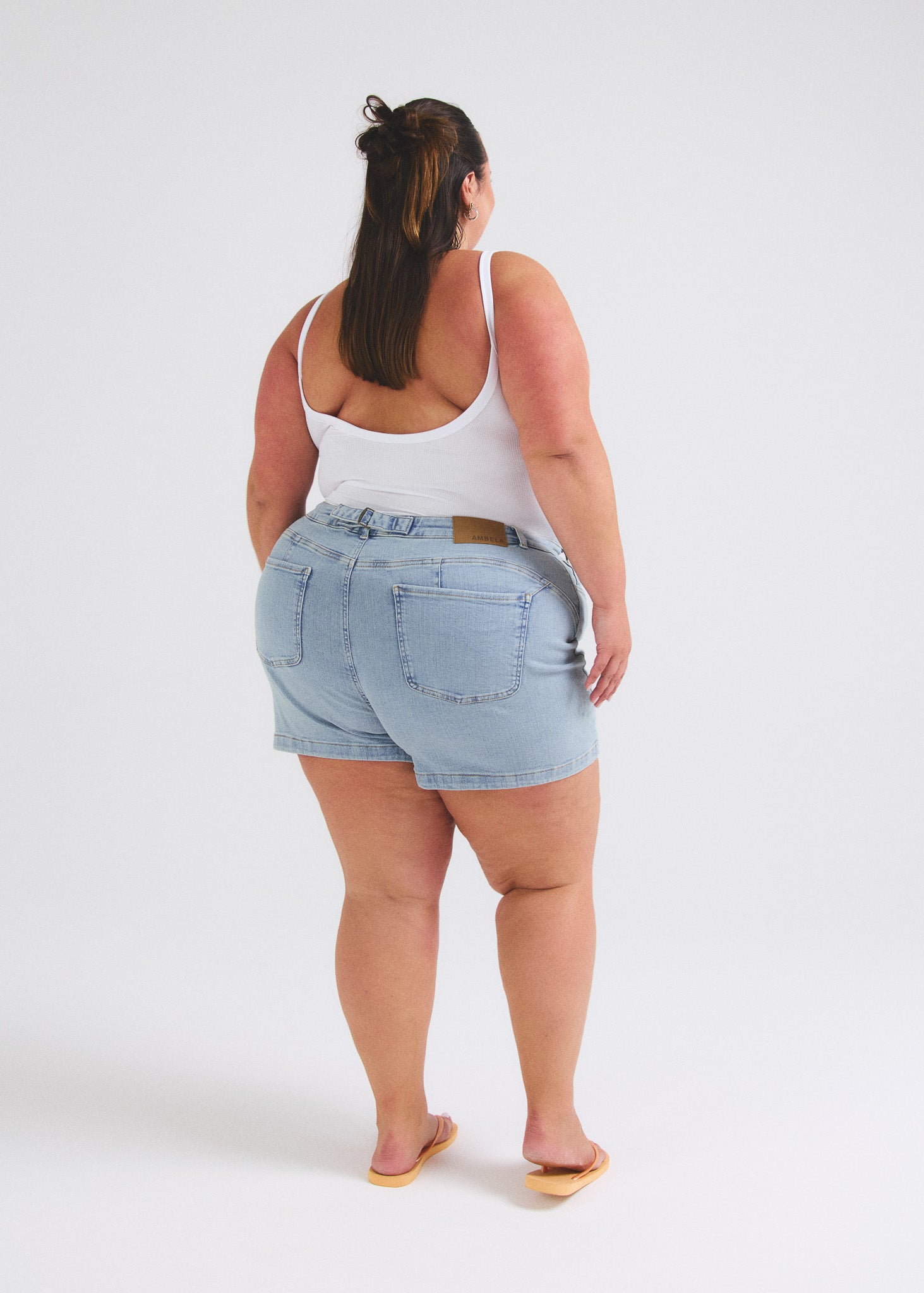 Image of 22 | 5’8 