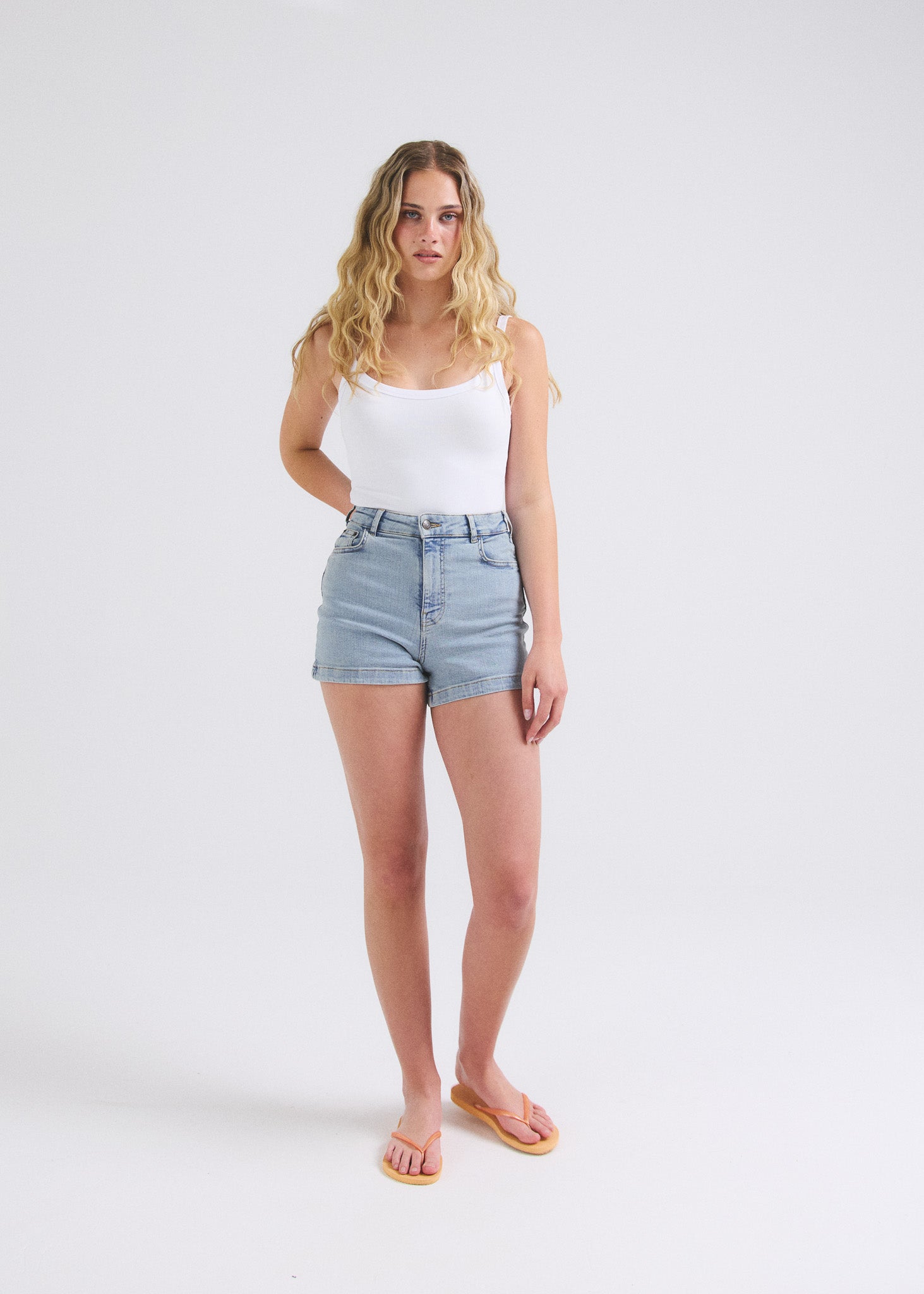 Image of 6 | 5’8.5