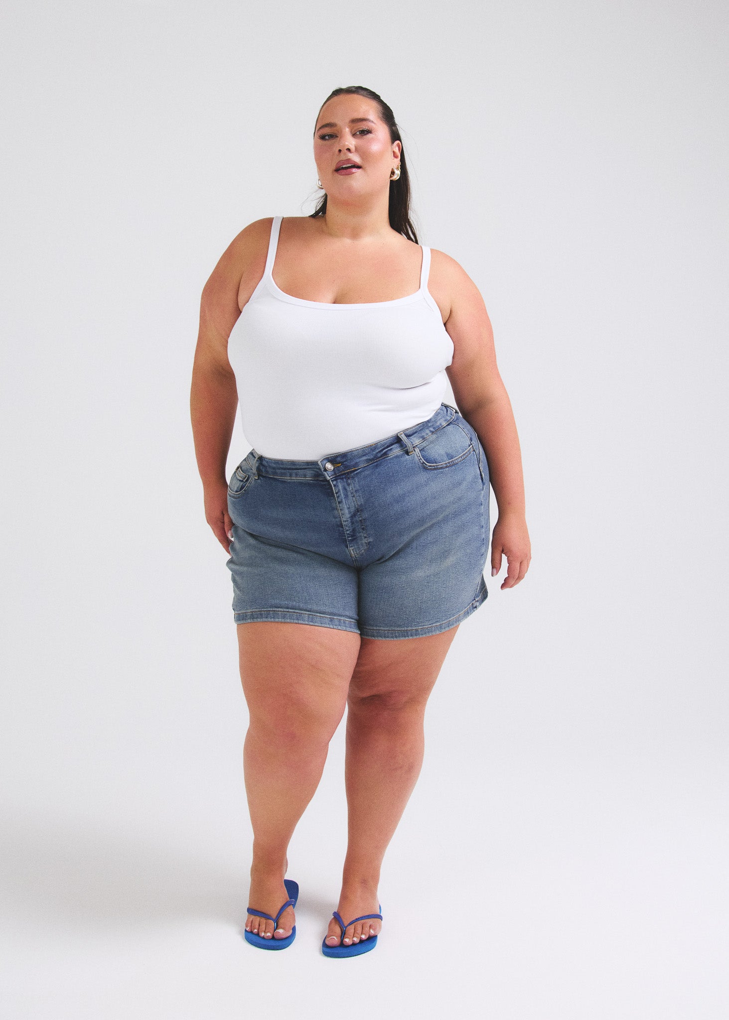 Image of 22 | 5’8 