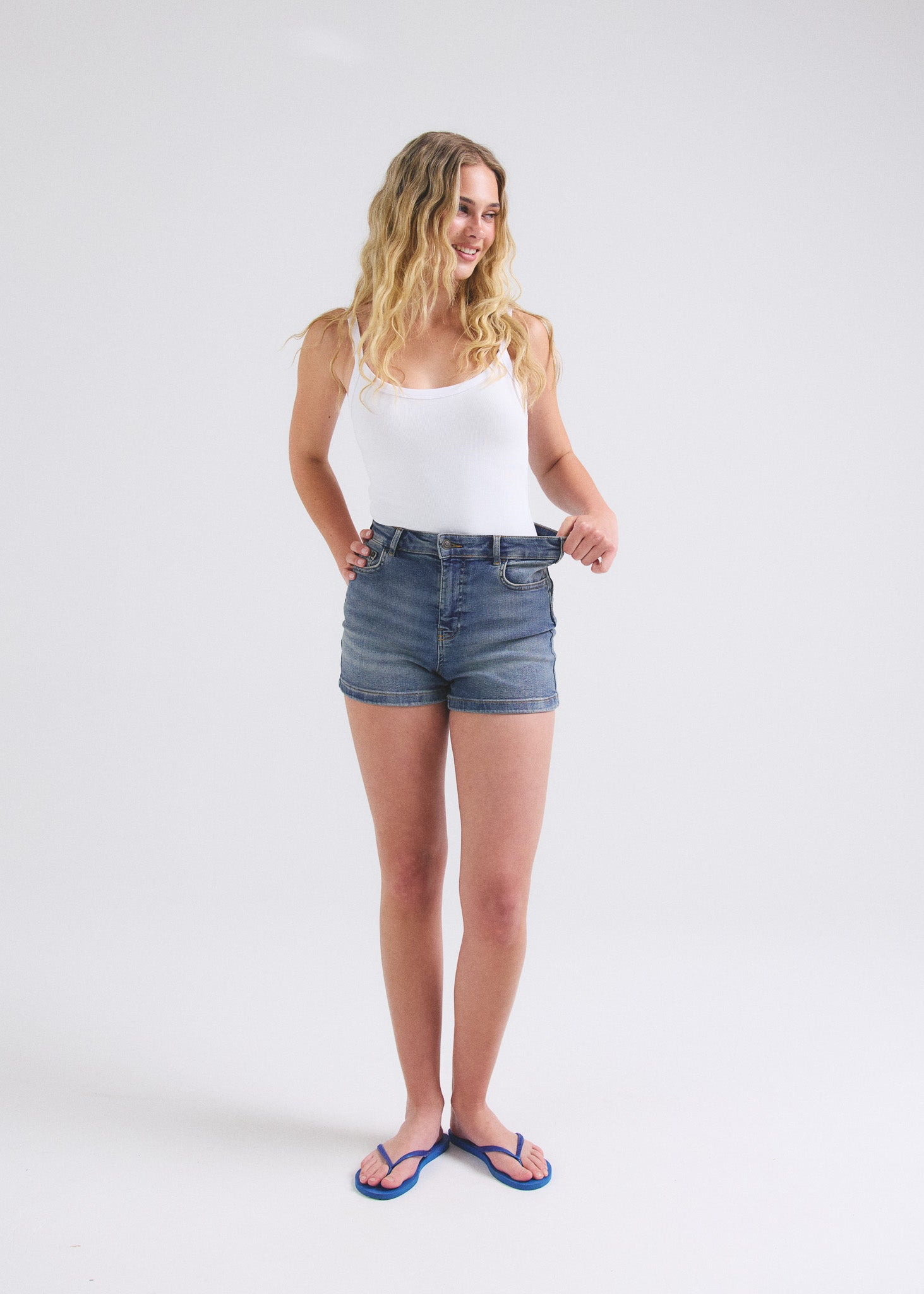 Image of 6 | 5’8.5