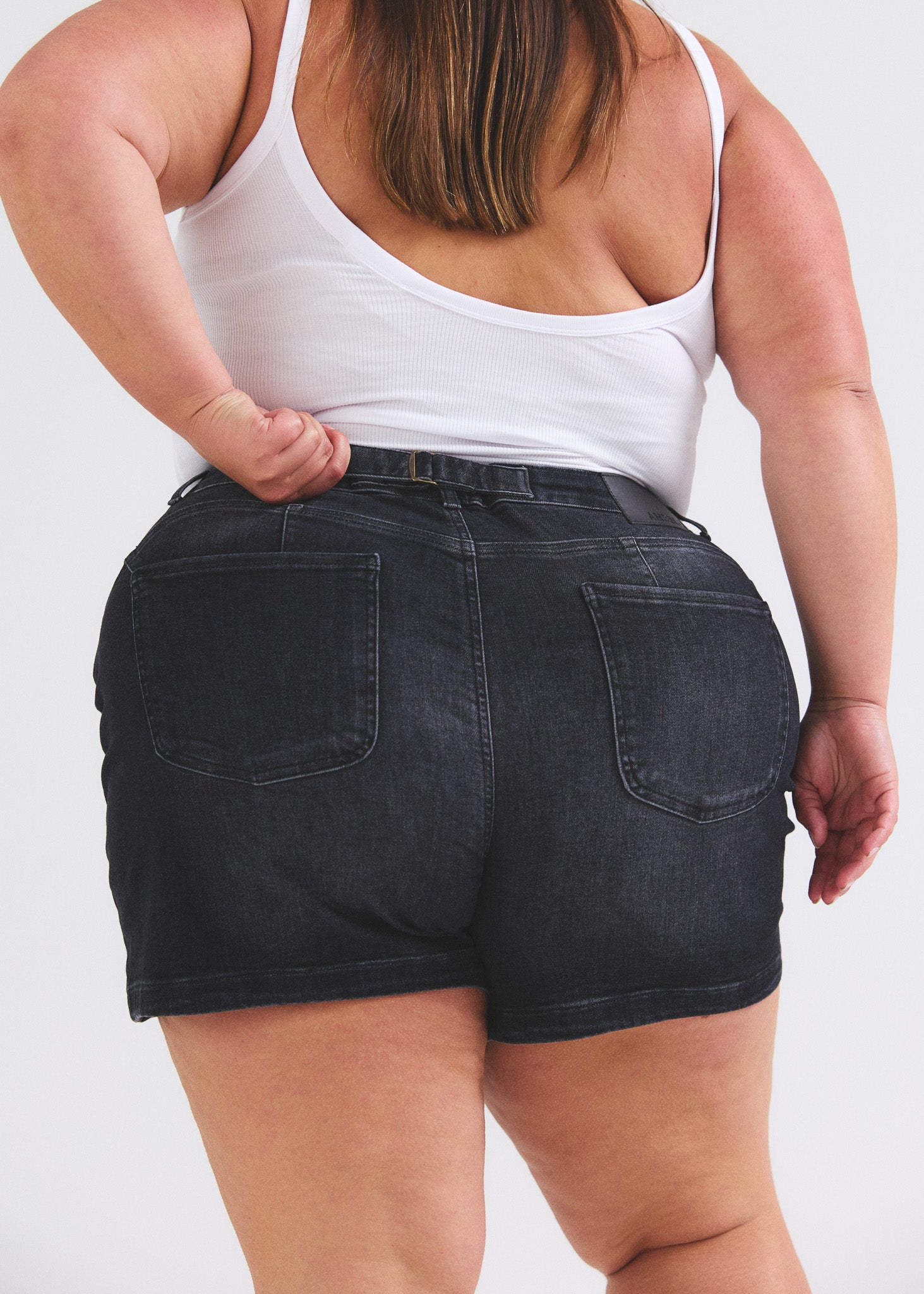 Image of 22 | 5’8 