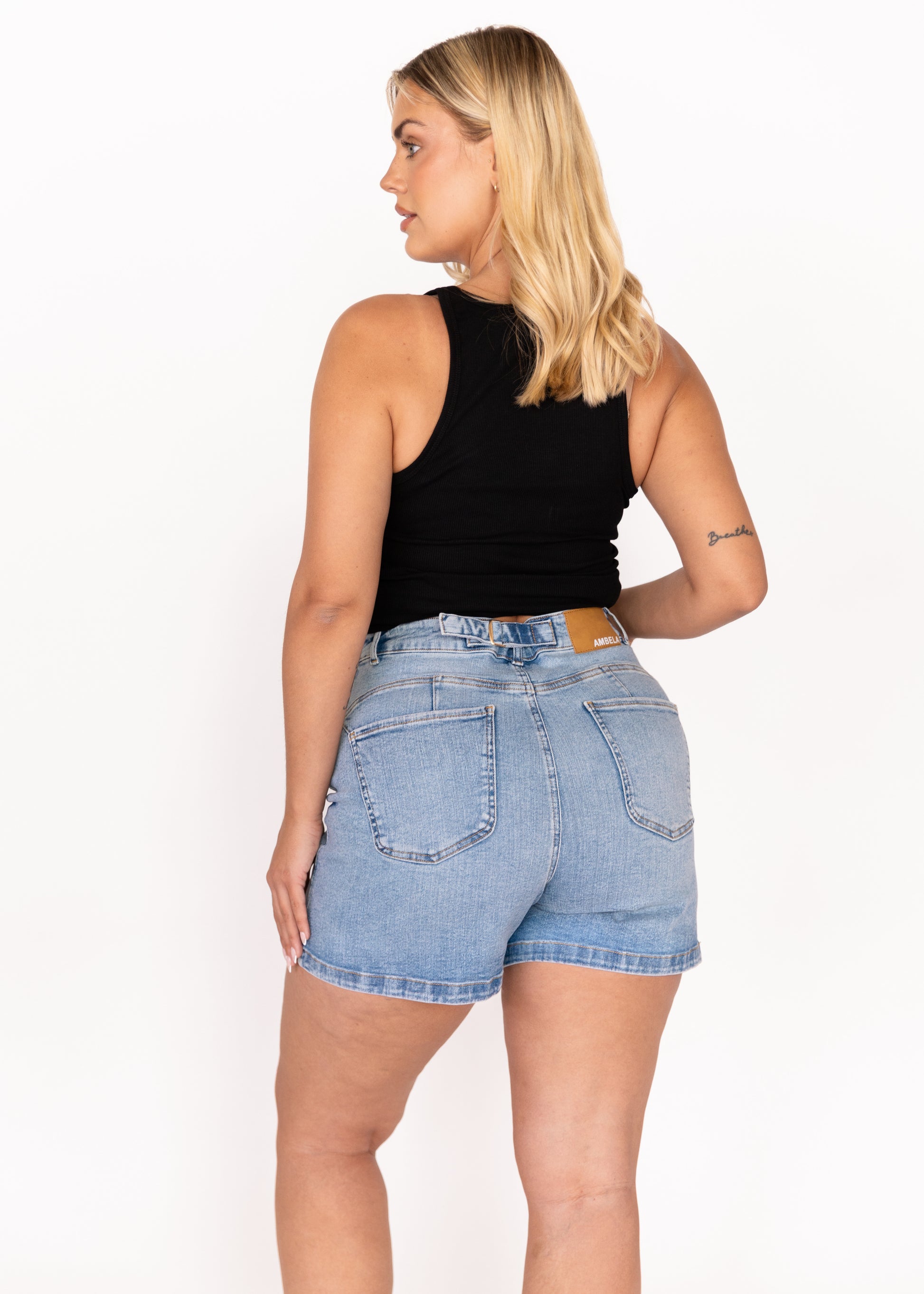 Stretch Mom Short