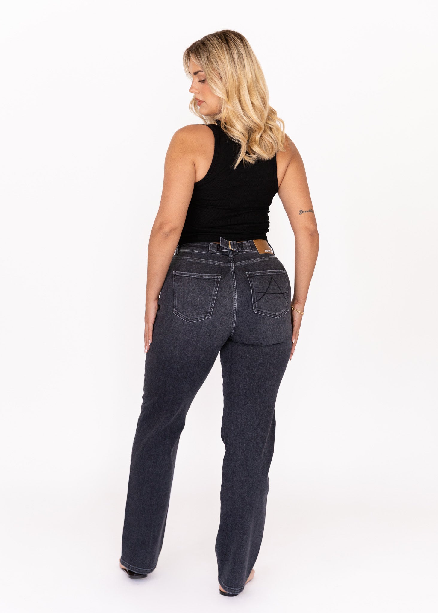 Image of Stretch Straight Jean