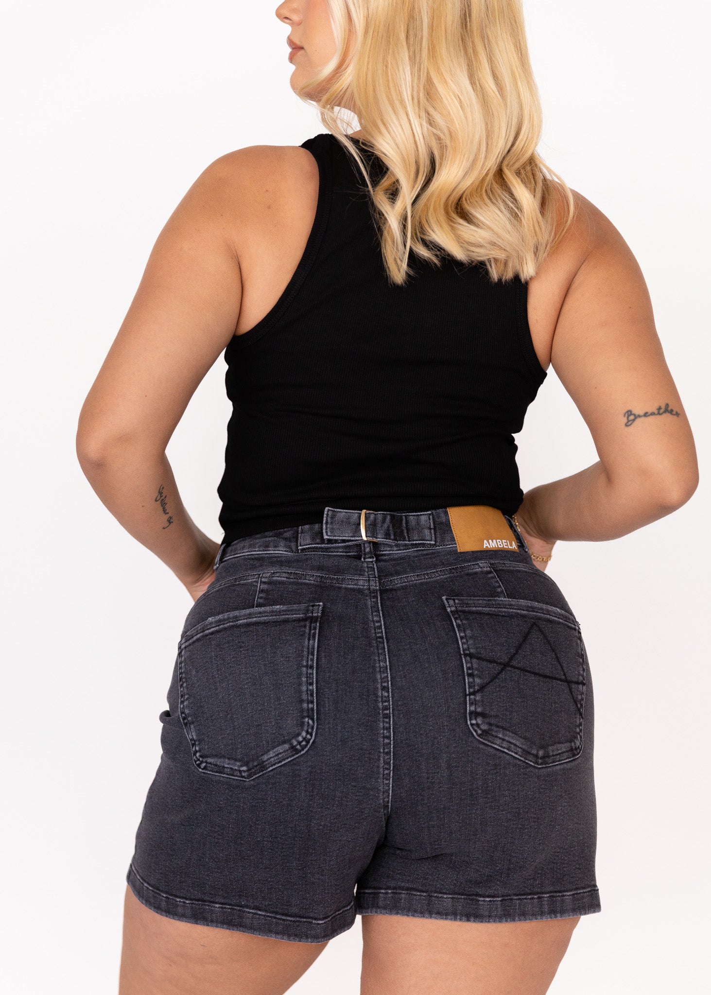 Stretch Mom Short