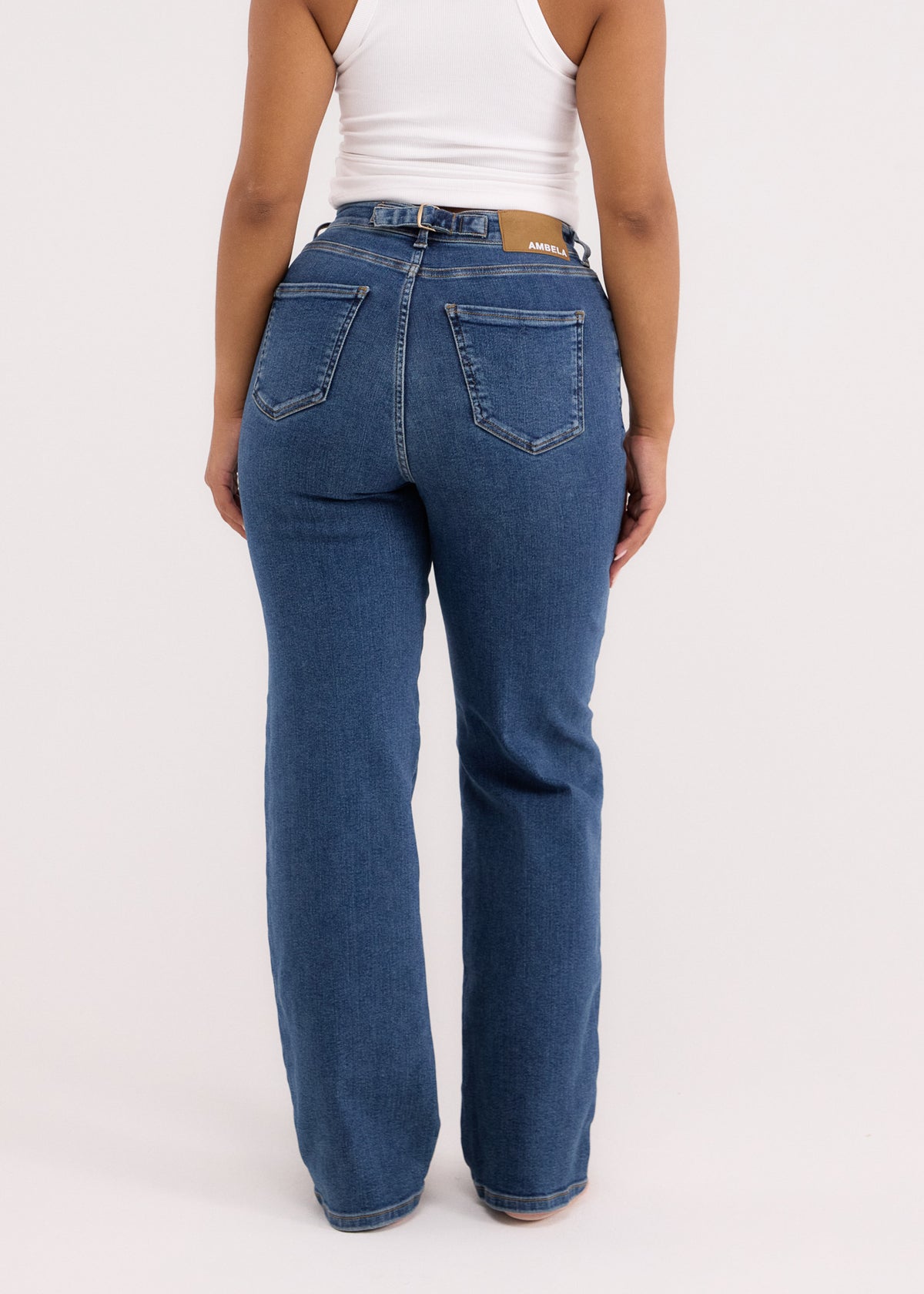 Stretch Straight Jean detail