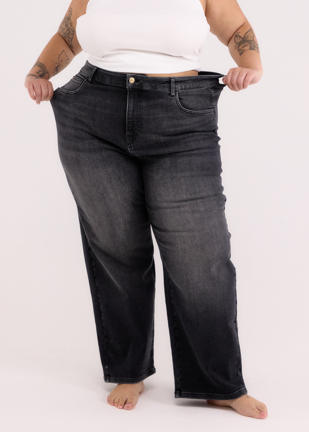 Stretch Straight Jean detail