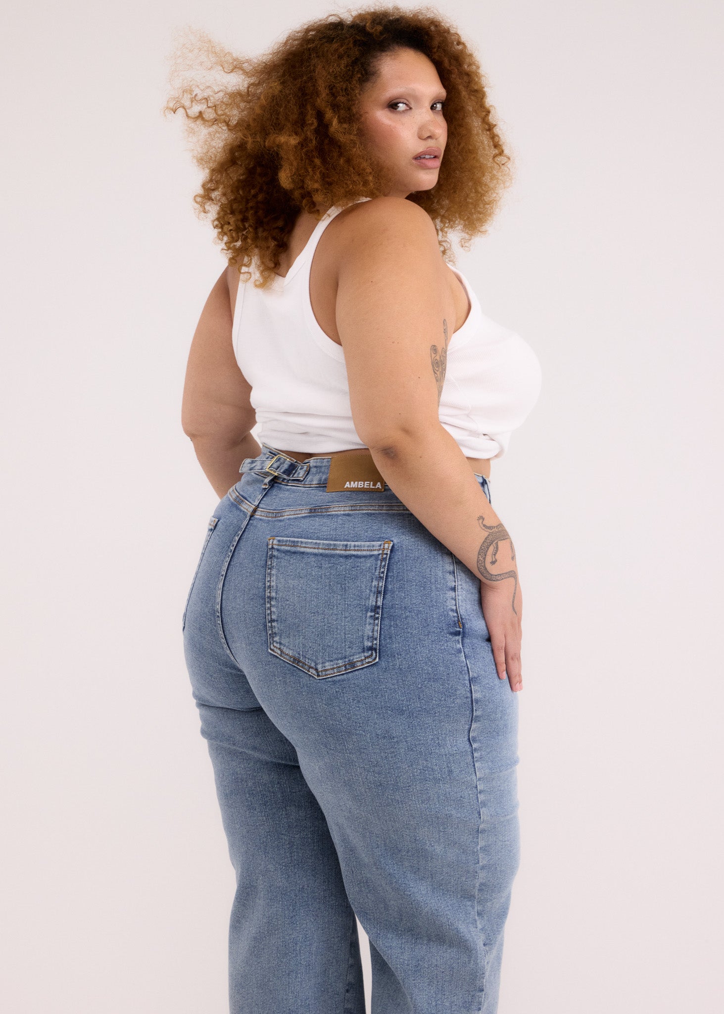 Image of 22 | 5’3 | Extra short