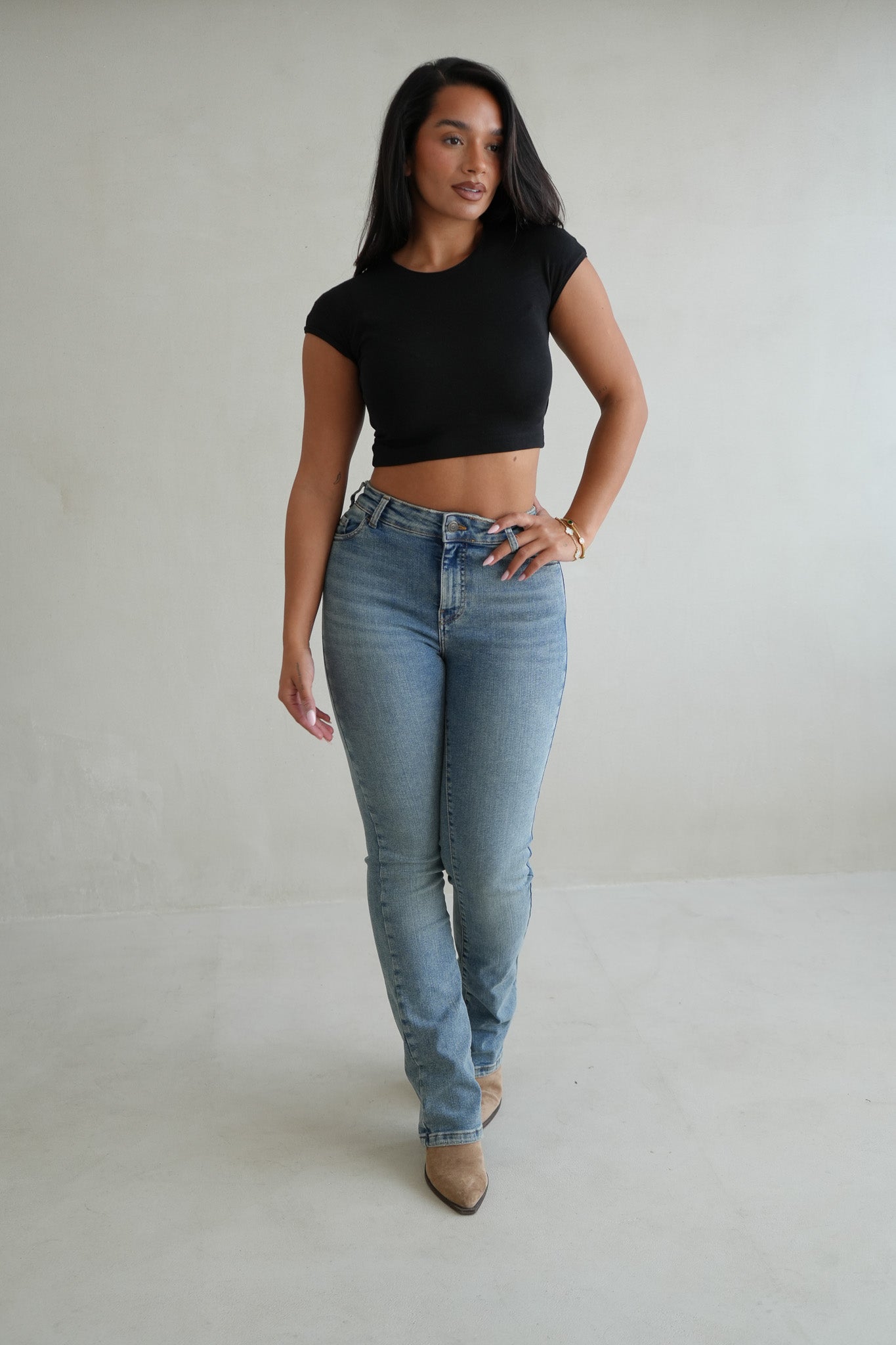 Ambela