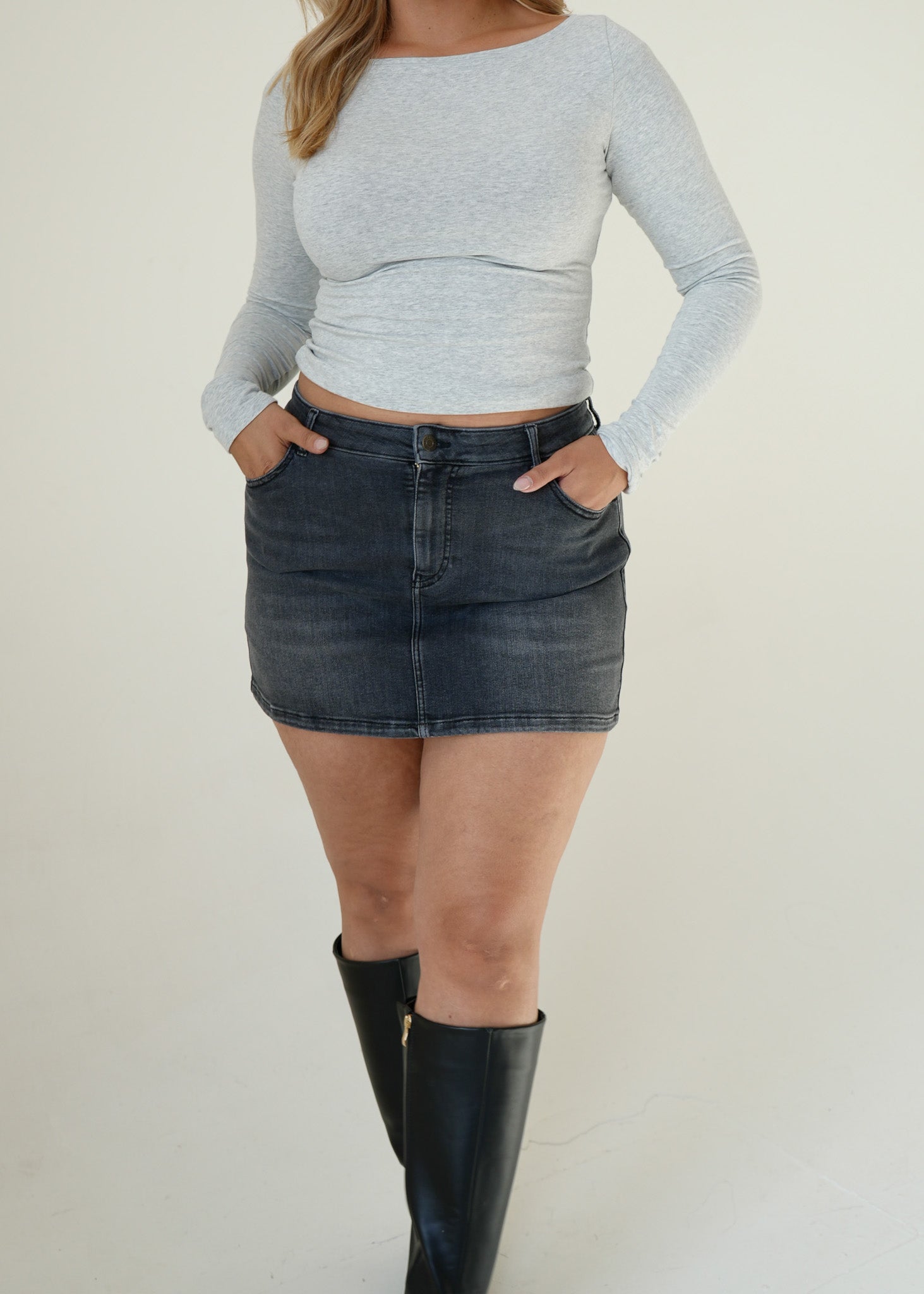 Image of 12 | 5'9.5
