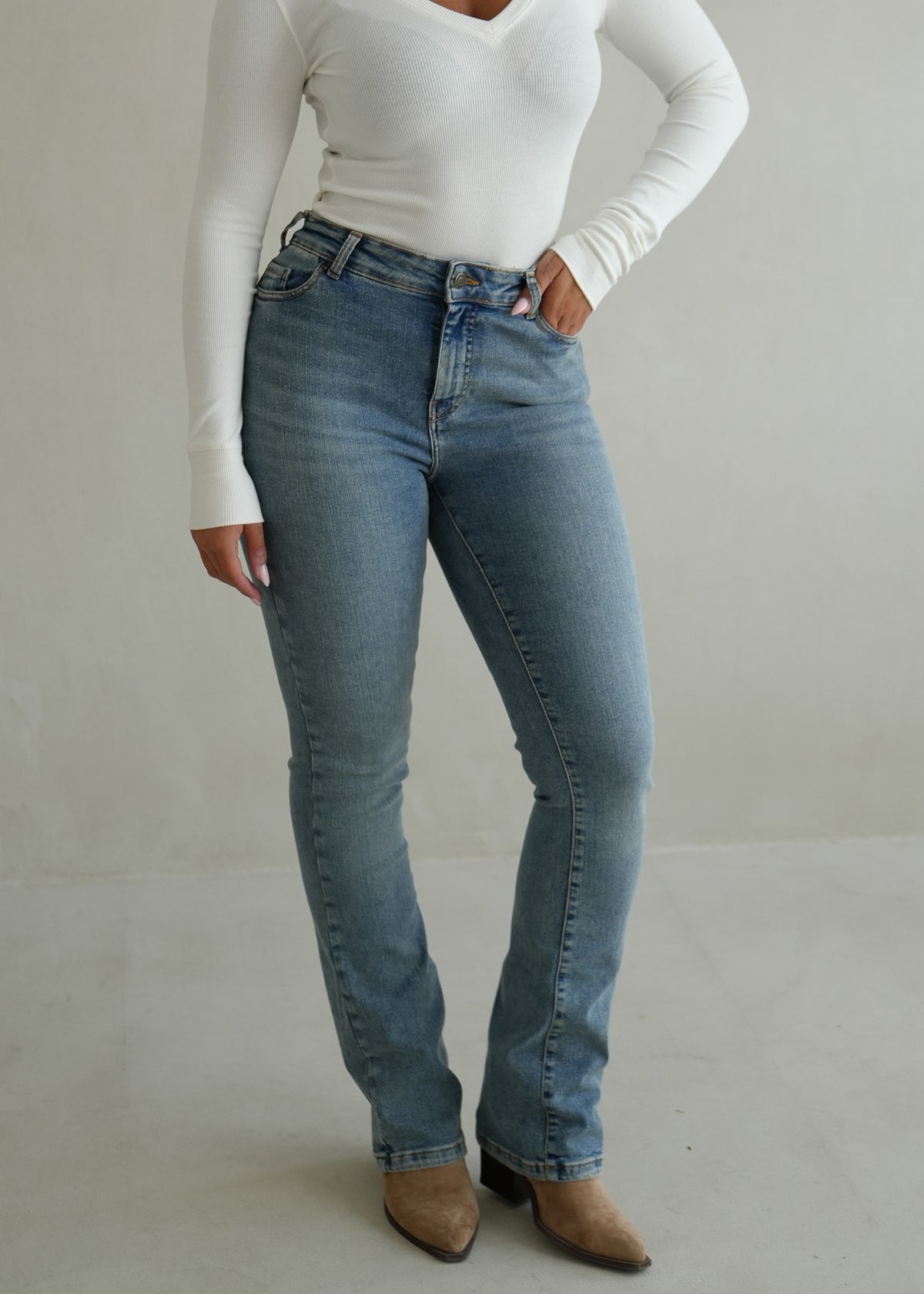 Stretch Bootcut Jean