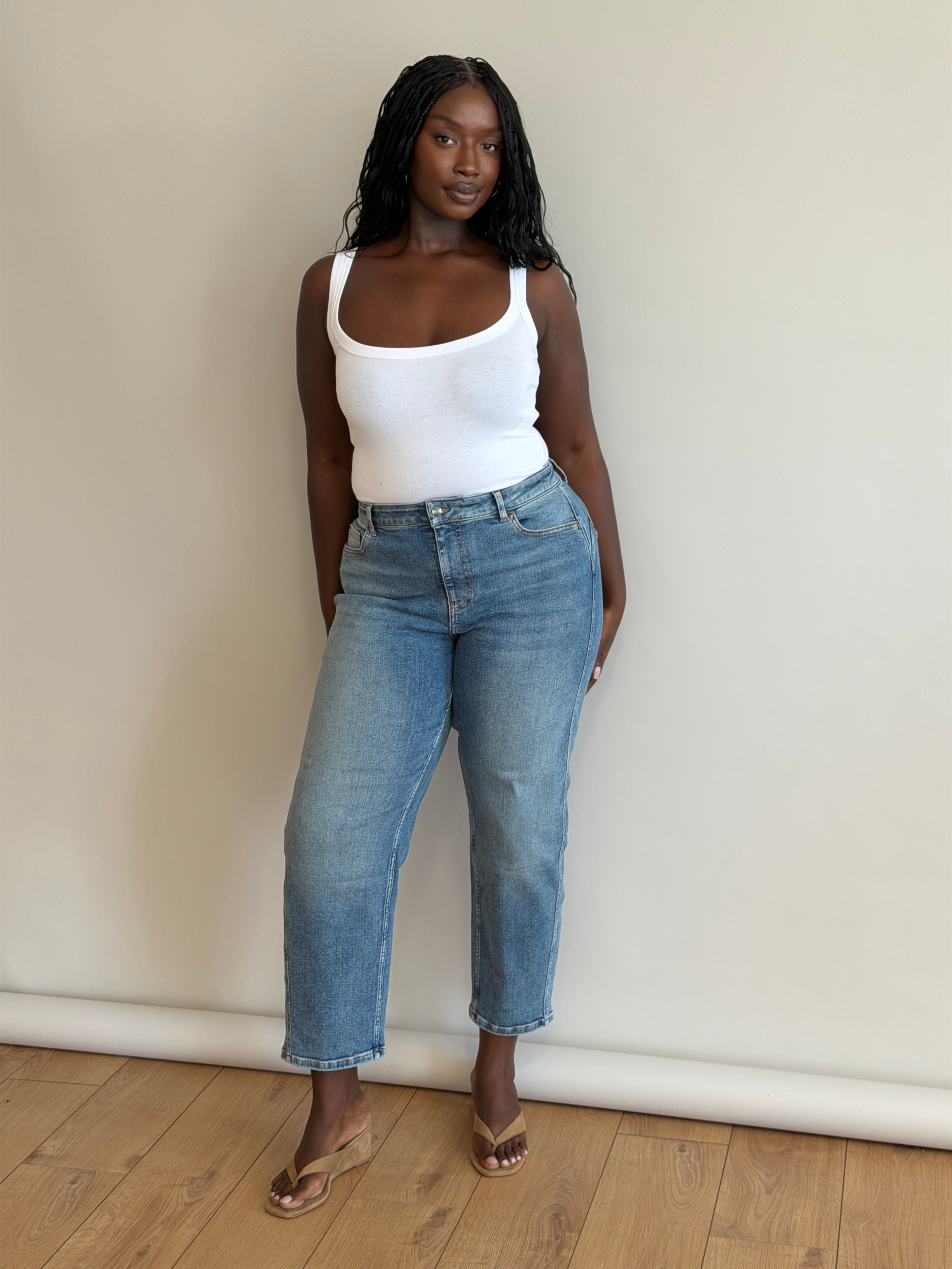 Image of 16 | 5’9 | Regular 
