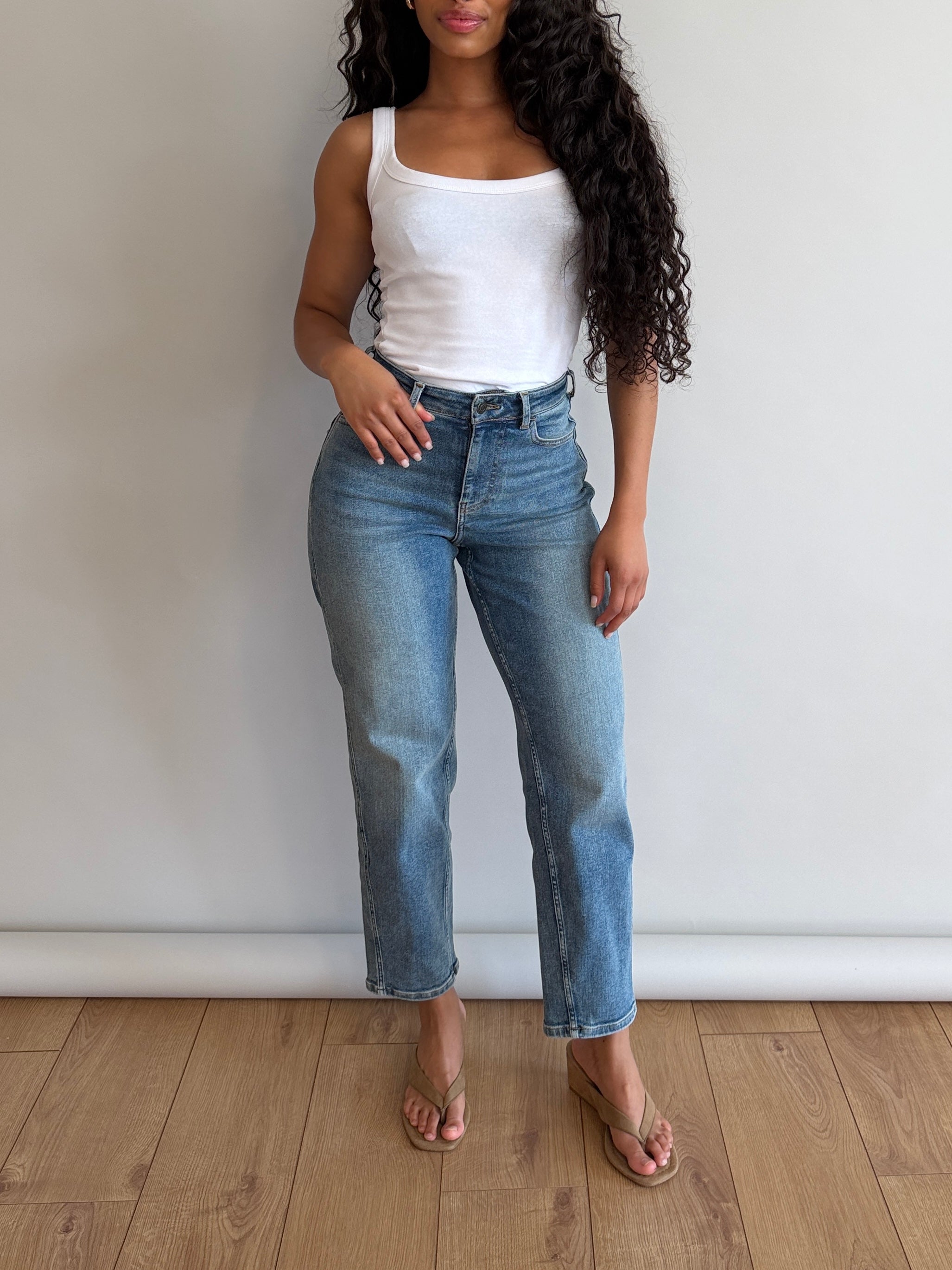 Image of 6 | 5’6 | Regular 