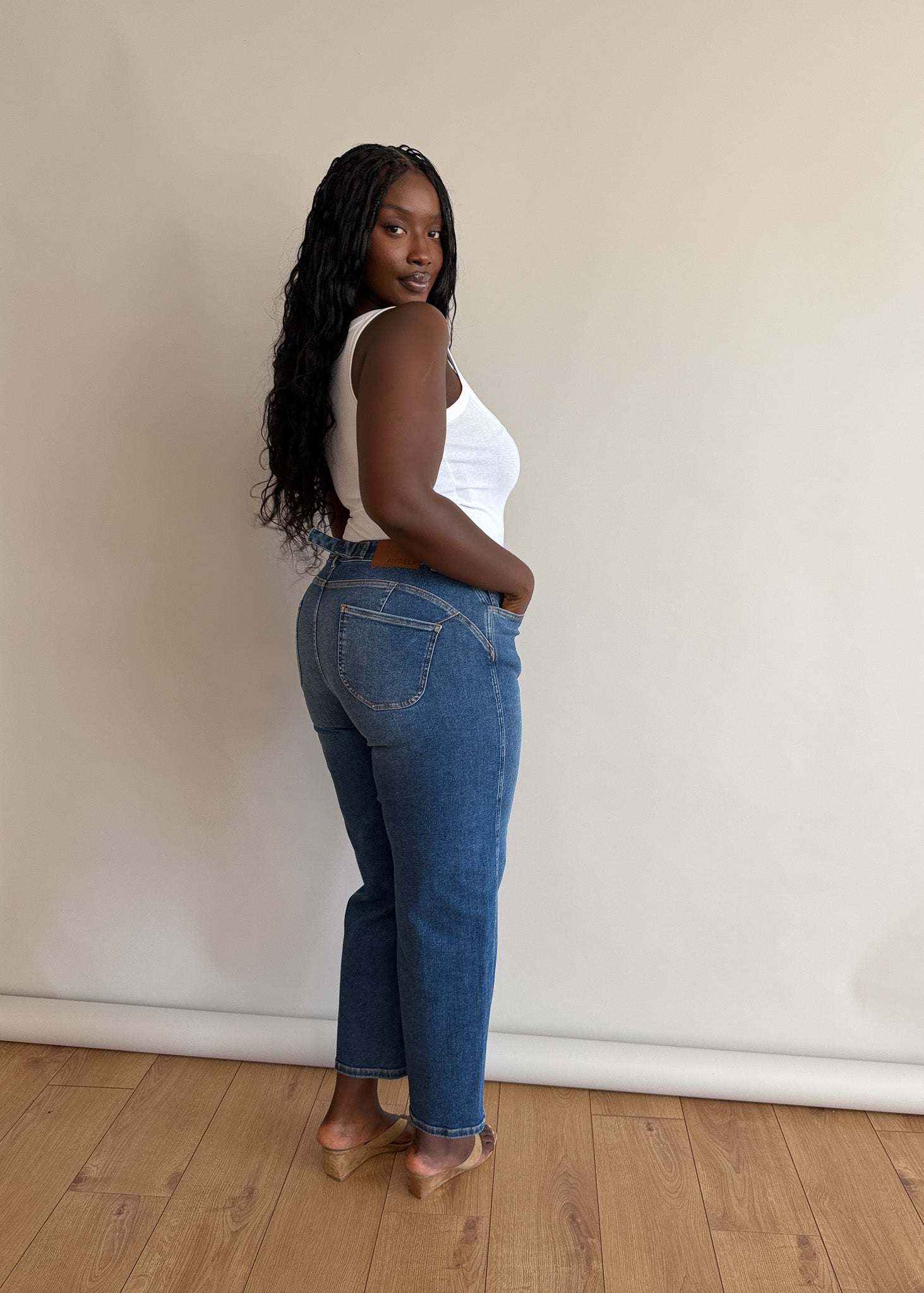 Image of 16 | 5’9 | Regular 