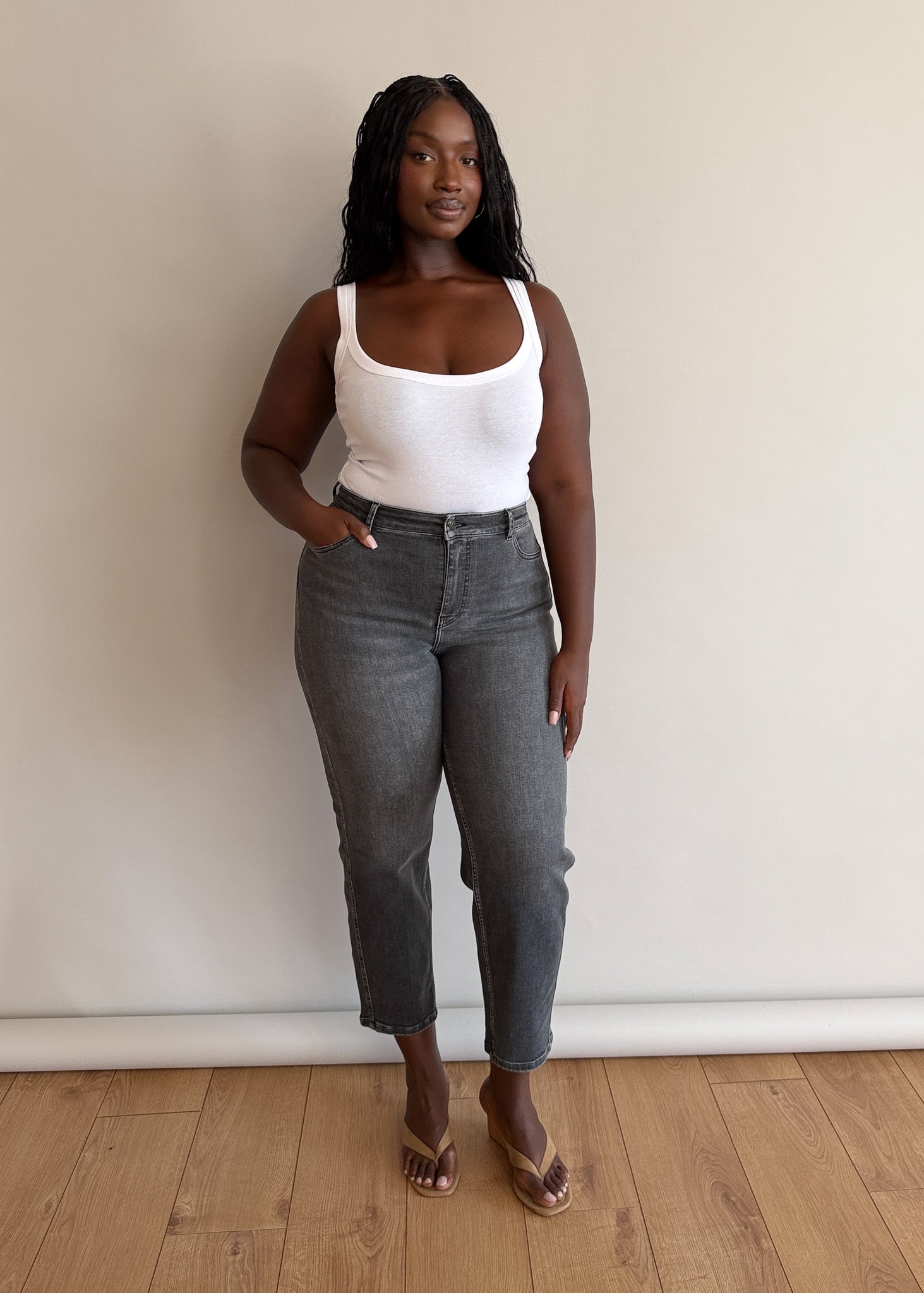 Image of 16 | 5’9 | Regular 