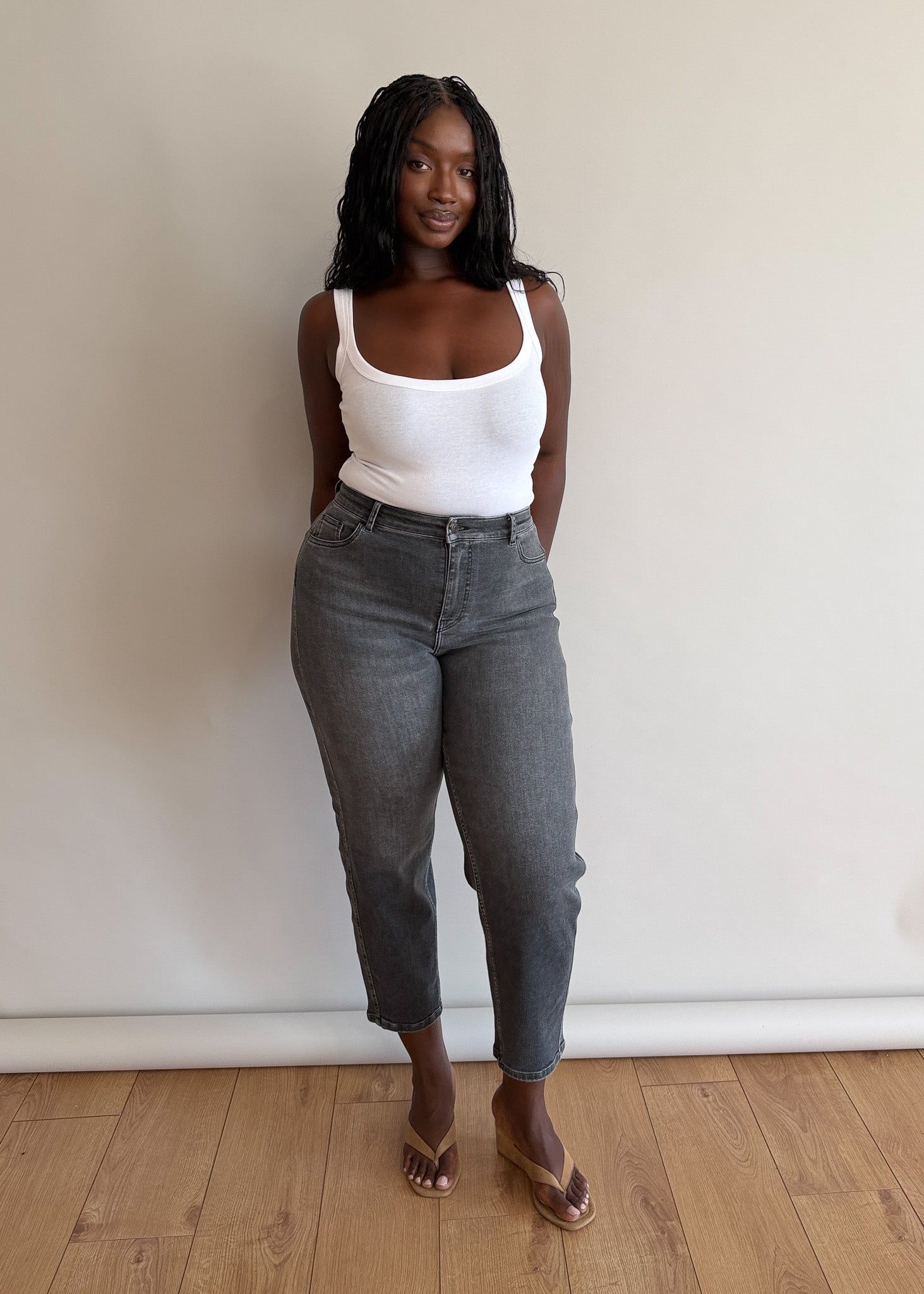 Image of 16 | 5’9 | Regular 