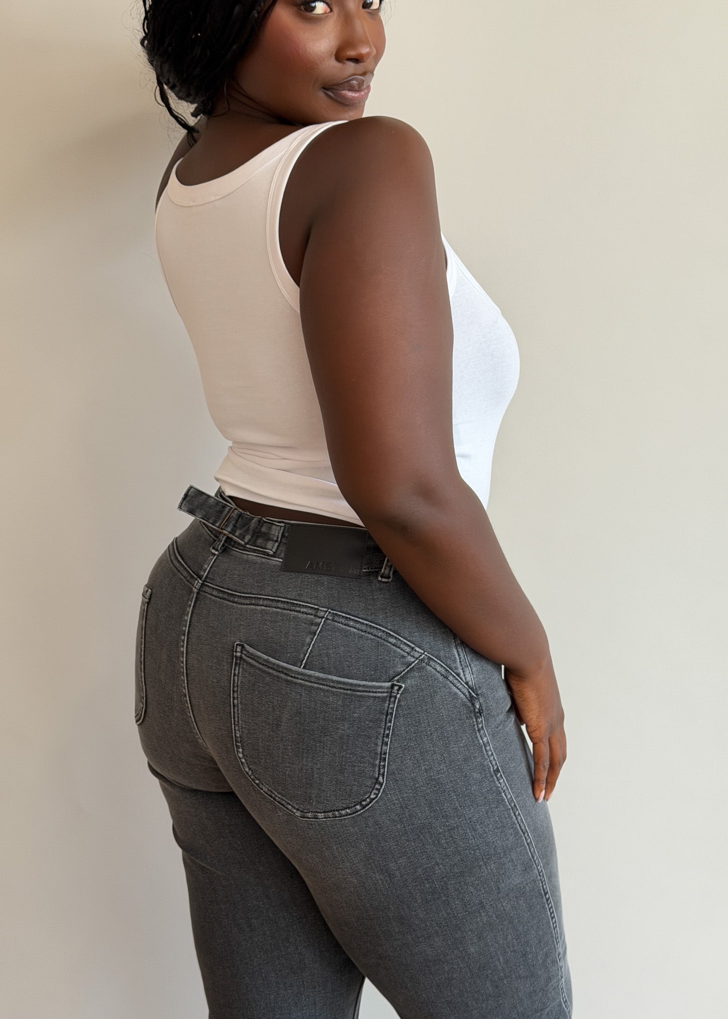 Image of 16 | 5’9 | Regular 