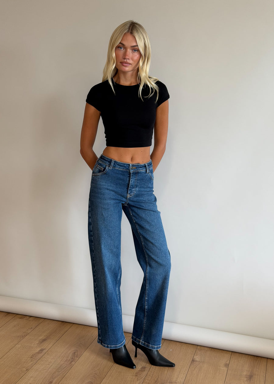 Stretch Mid-Rise Straight Jean