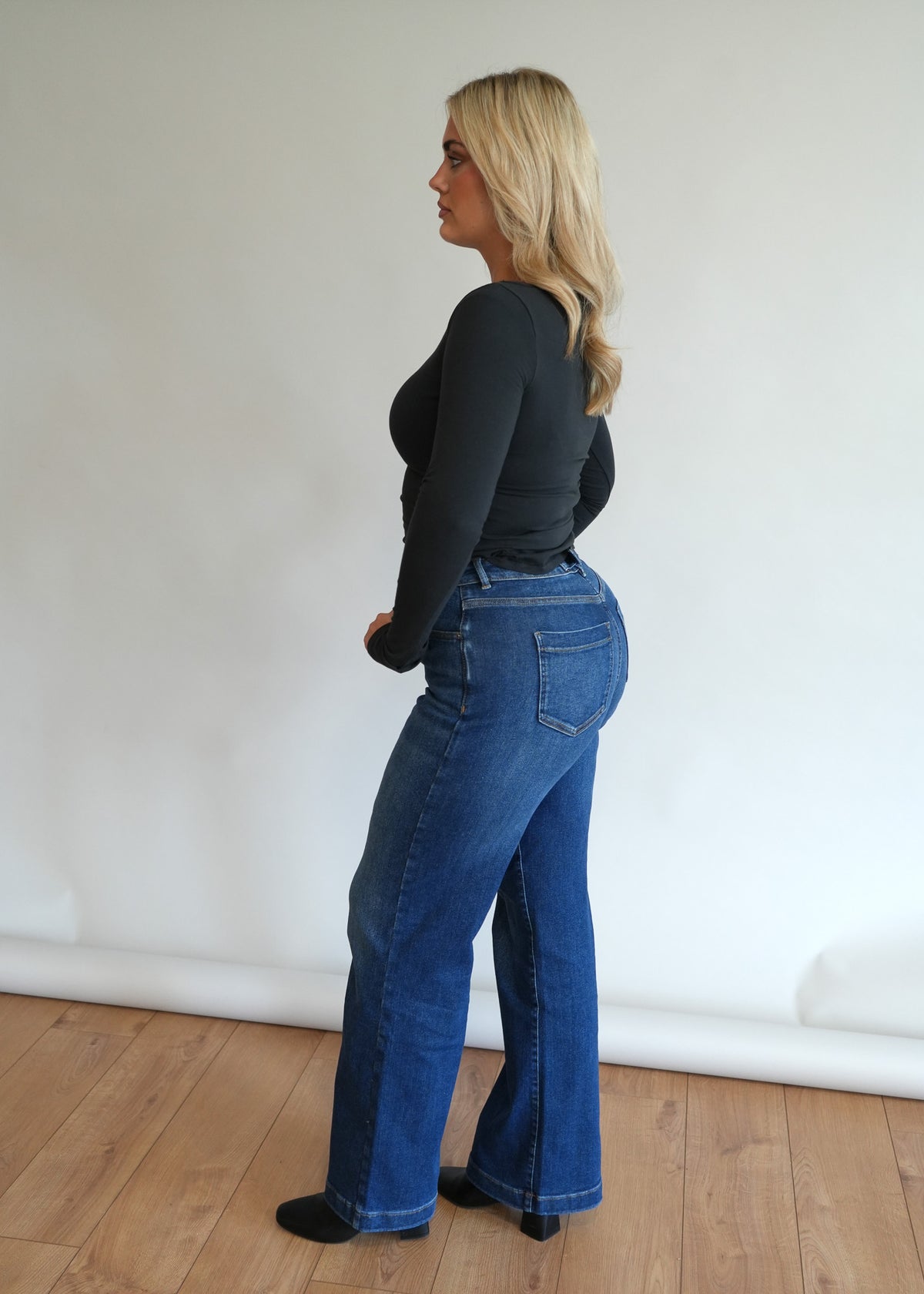 Stretch Wide Leg Jean