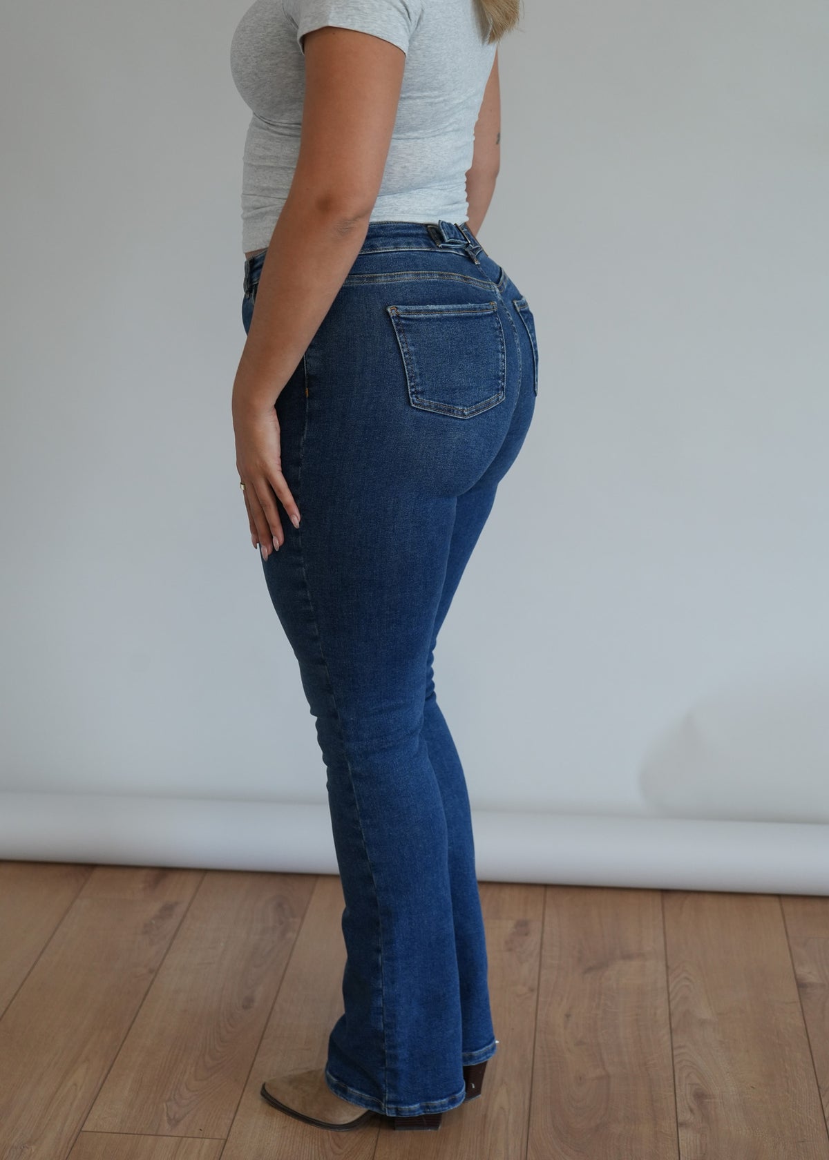 Stretch Bootcut Jean