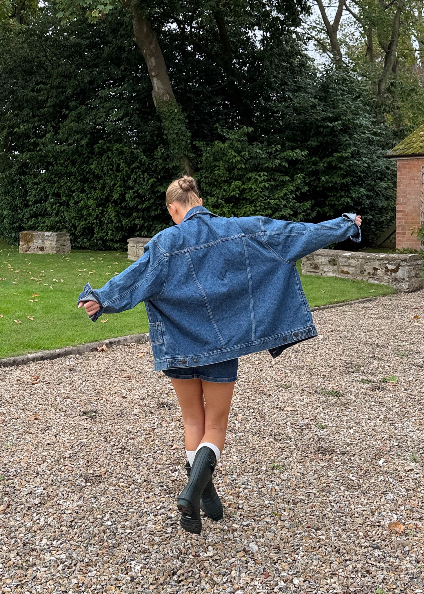 Image of 6 | 5'7