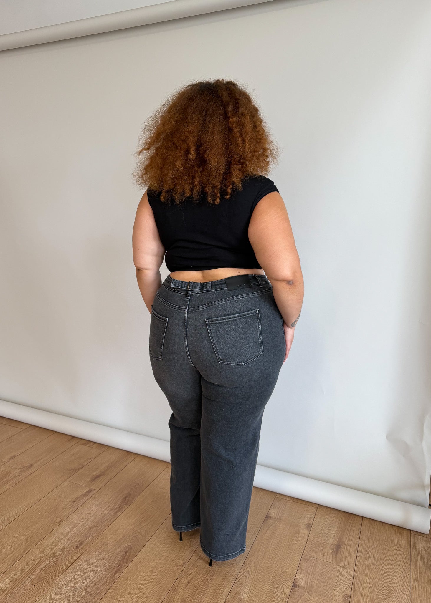 Image of 18 | 5’3 | Short