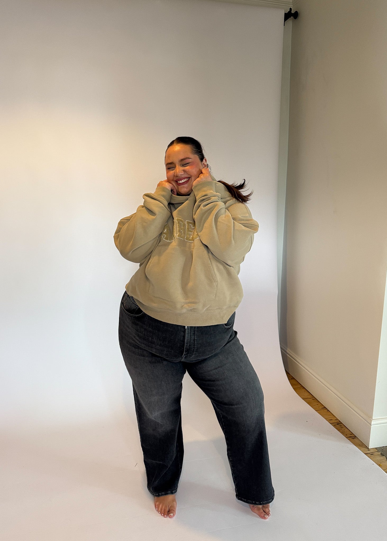 Image of 22 | 5’8 