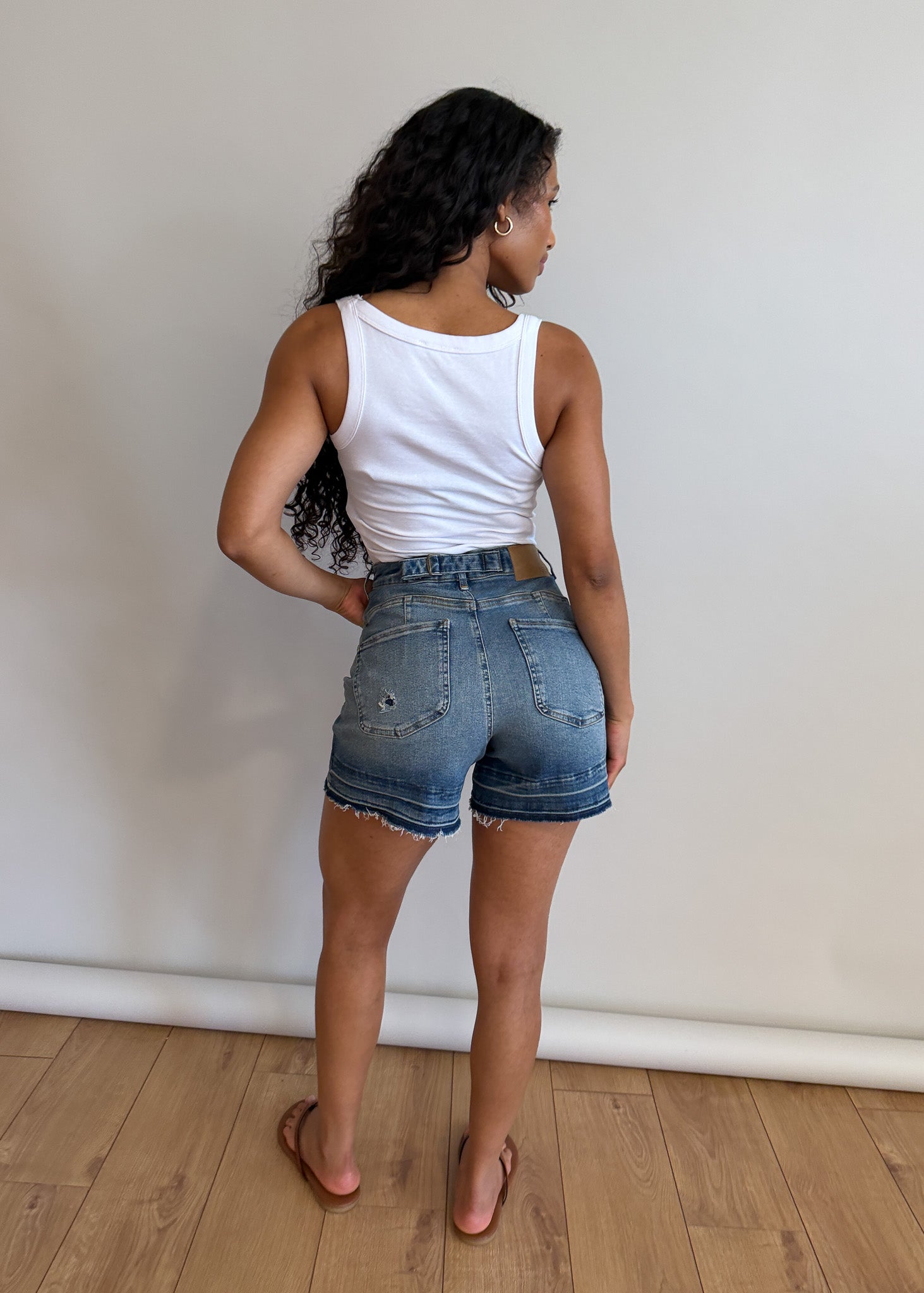 Image of 6 | 5’6