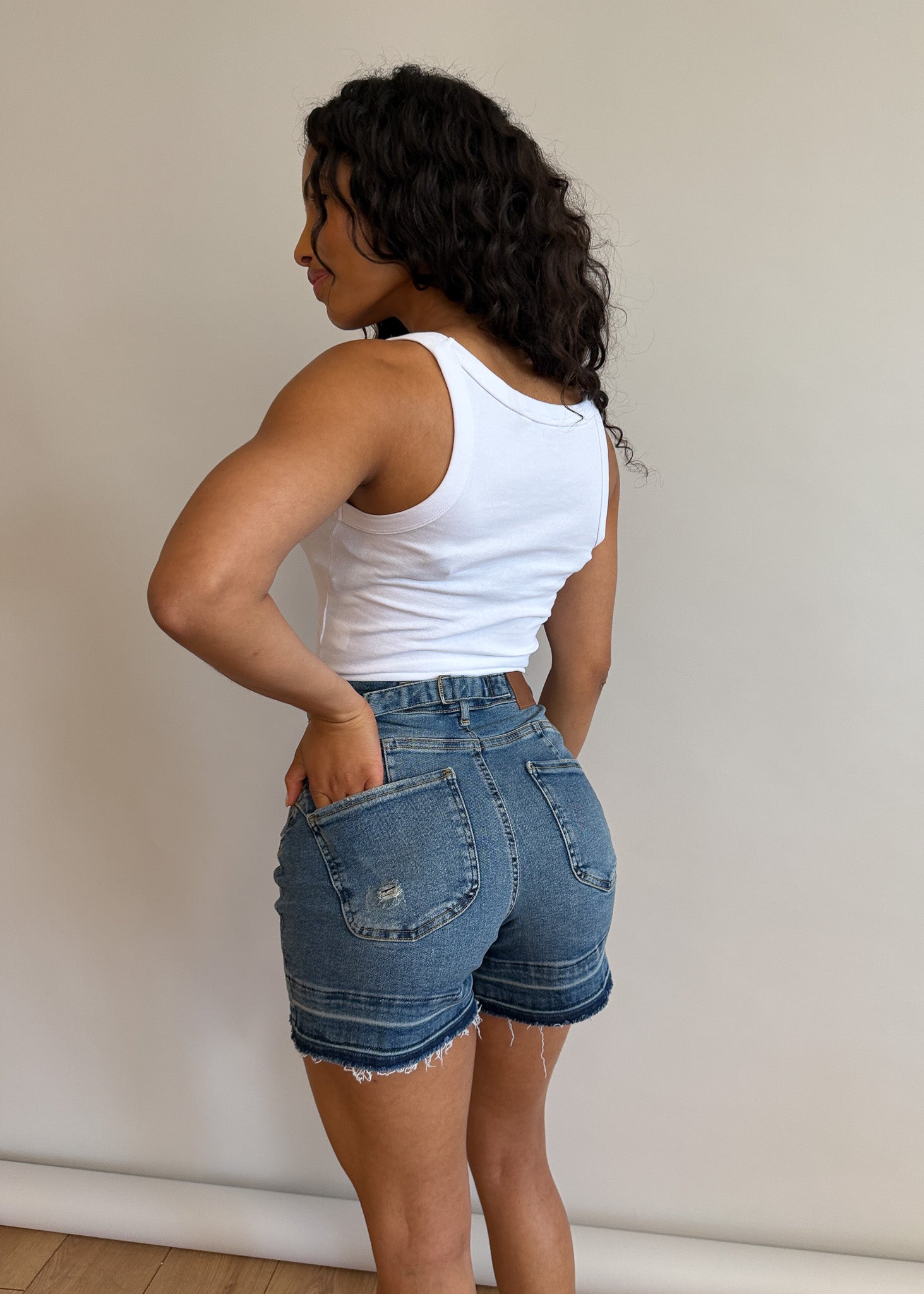 Image of 6 | 5’6