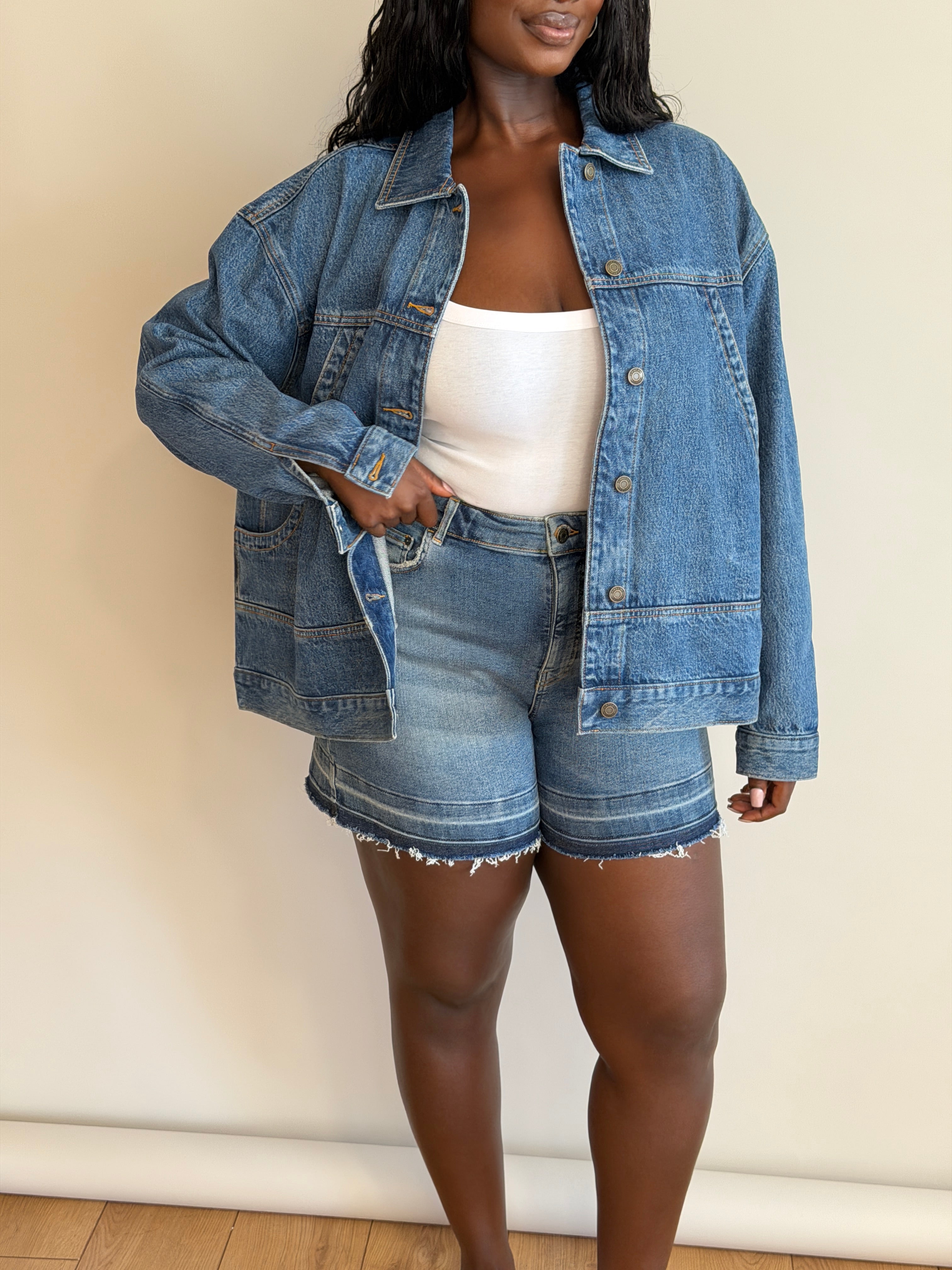 Image of 16 | 5’6
