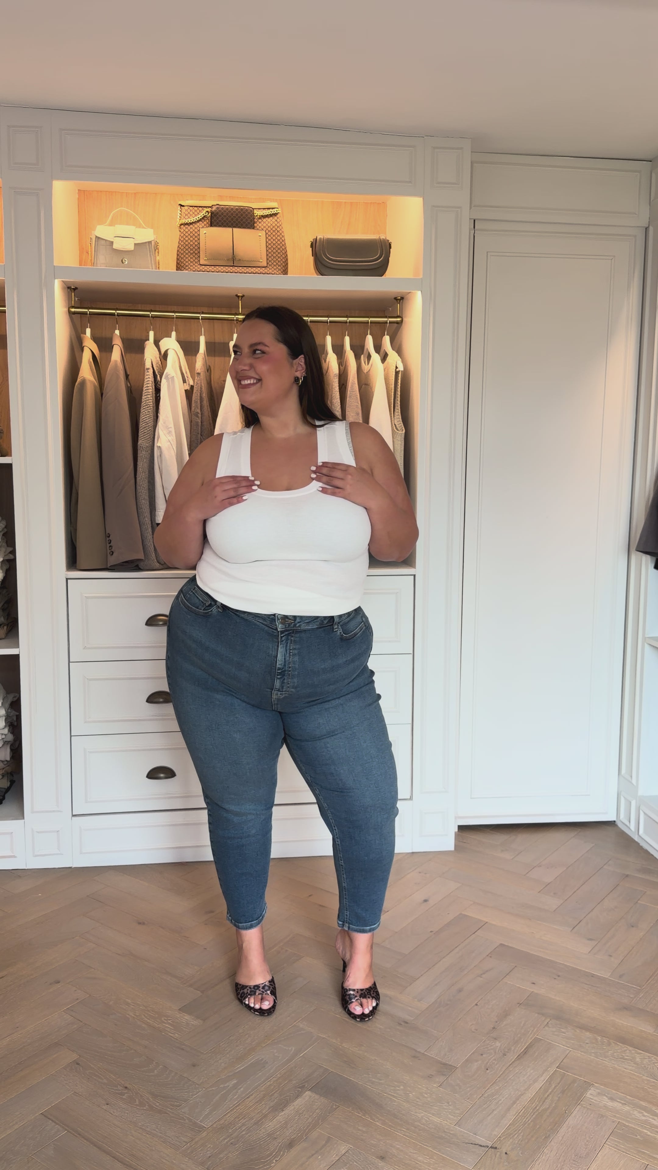 Image of 22 | 5’8 | short