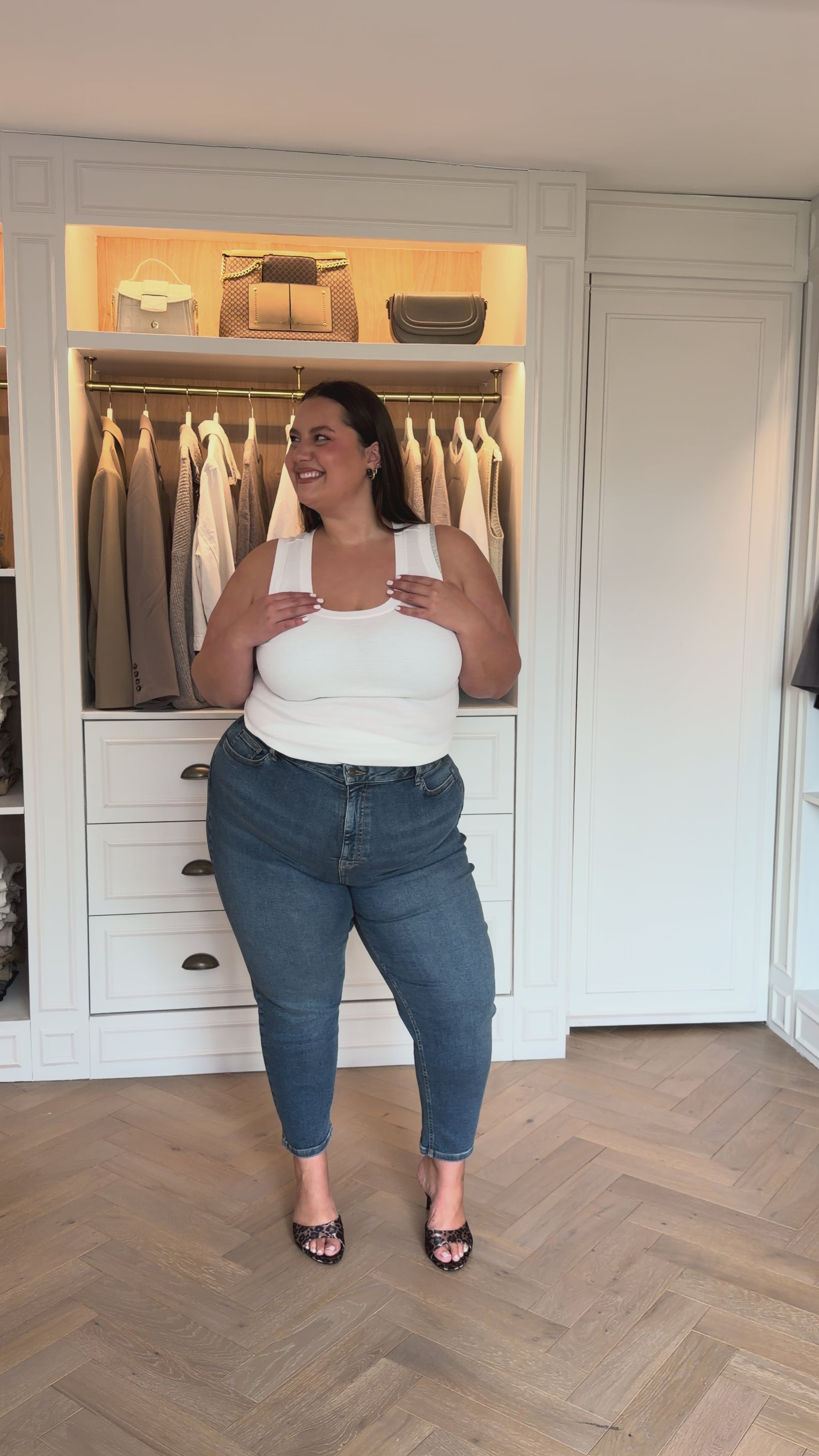 22 | 5’8 | short