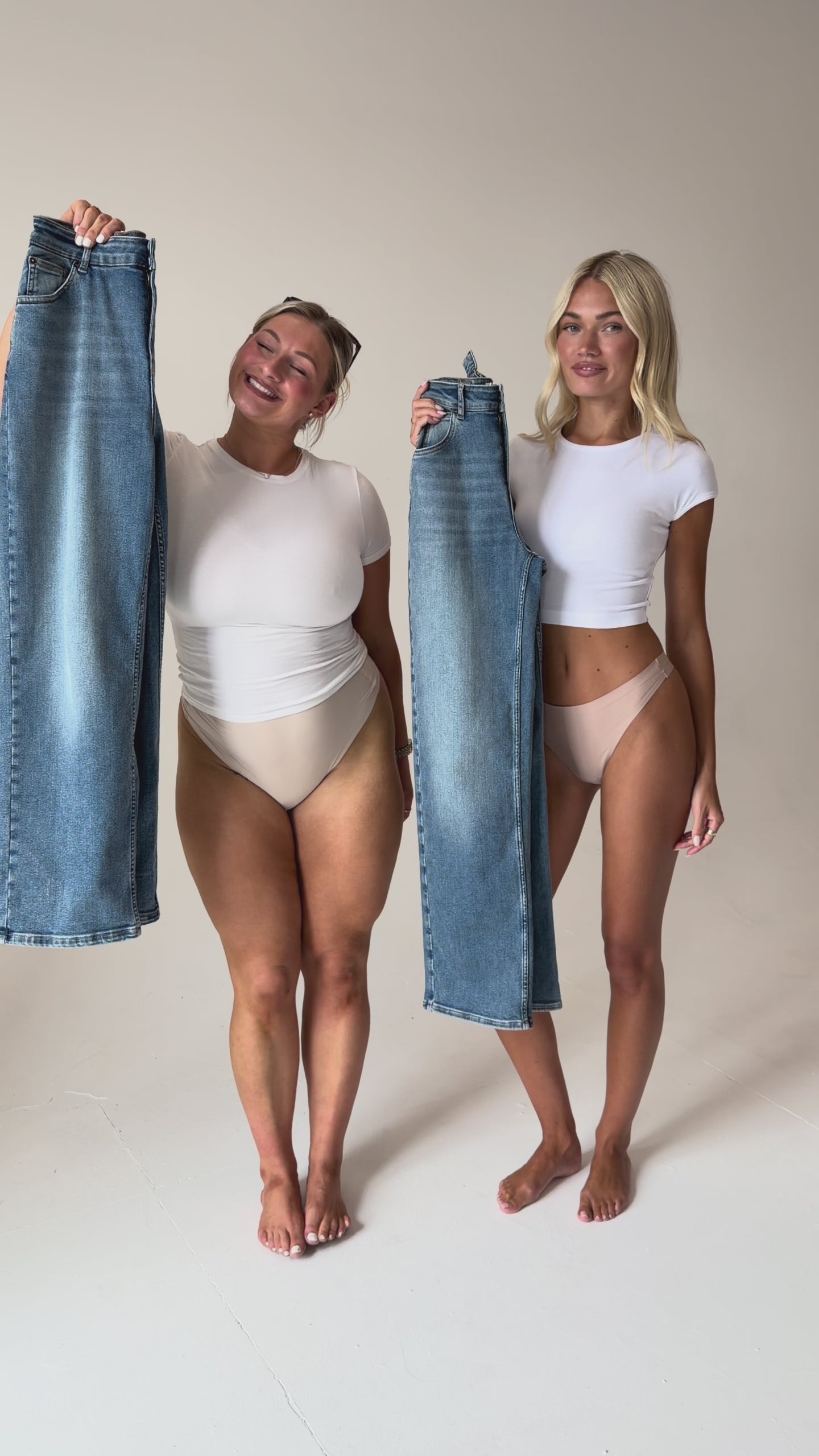 Image of Stretch Straight Jean